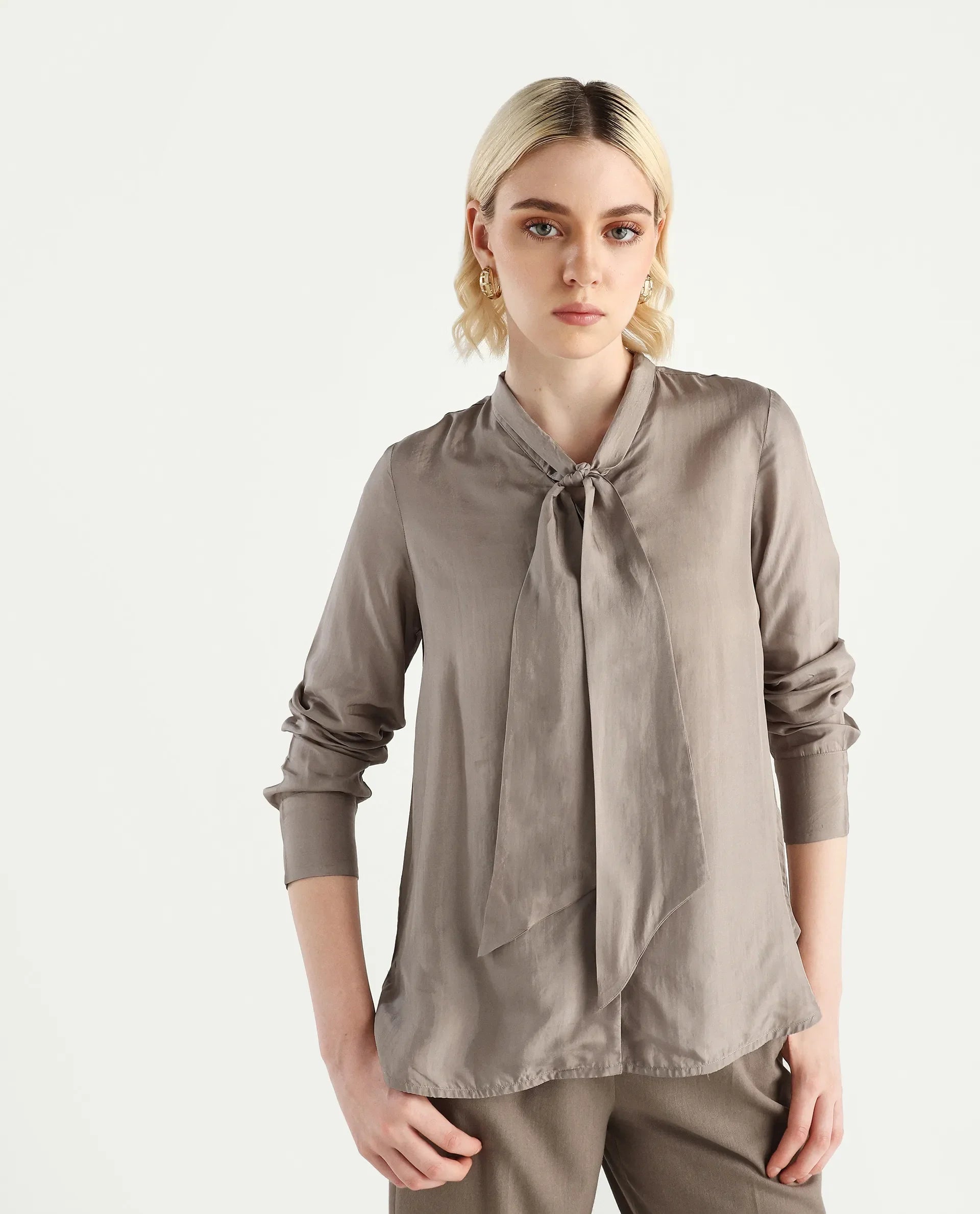 Rareism Women's Epoam Grey Cotton Blend Plain Cuffed Sleeve Regular Fit Shirt