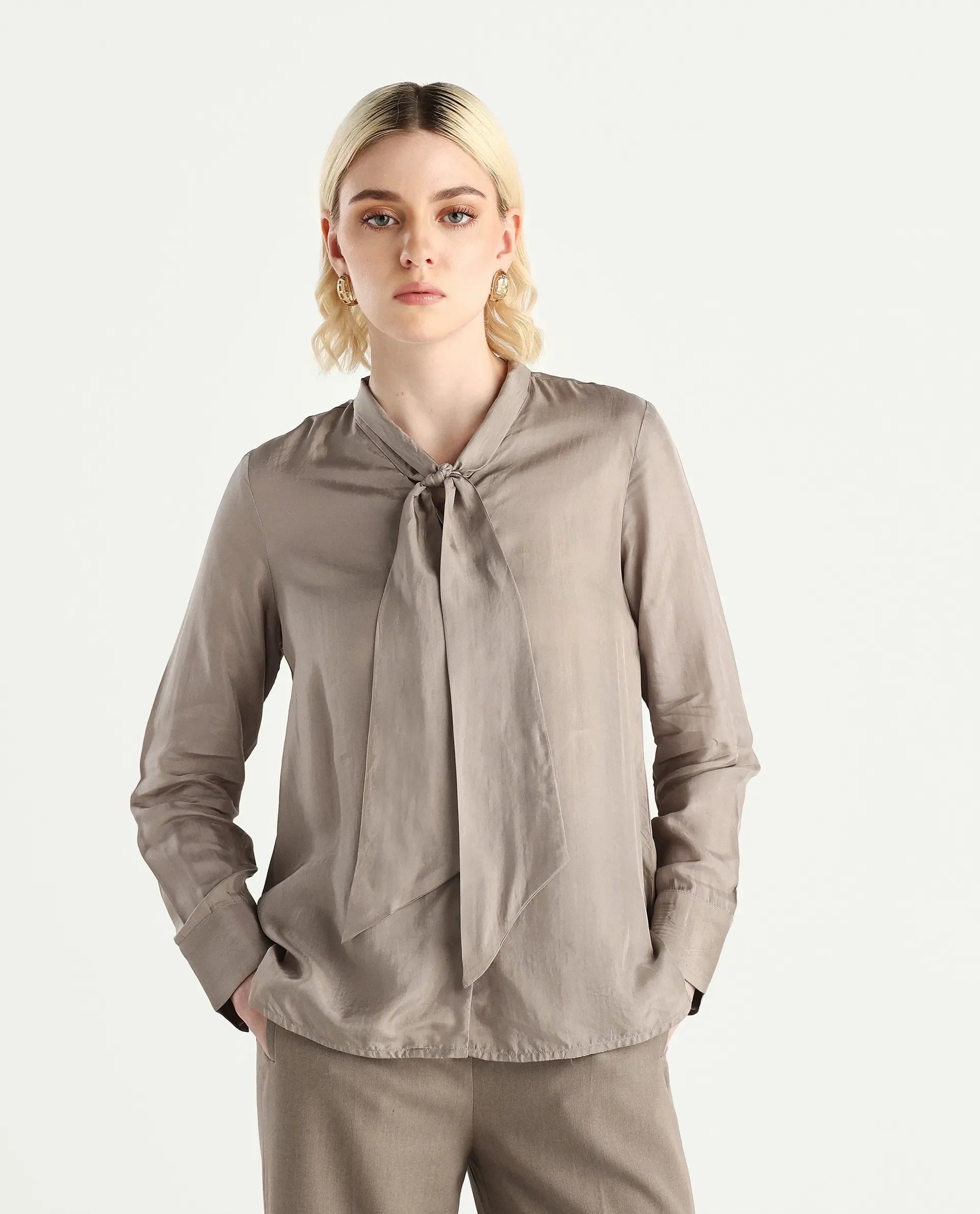 Rareism Women's Epoam Grey Cotton Blend Plain Cuffed Sleeve Regular Fit Shirt