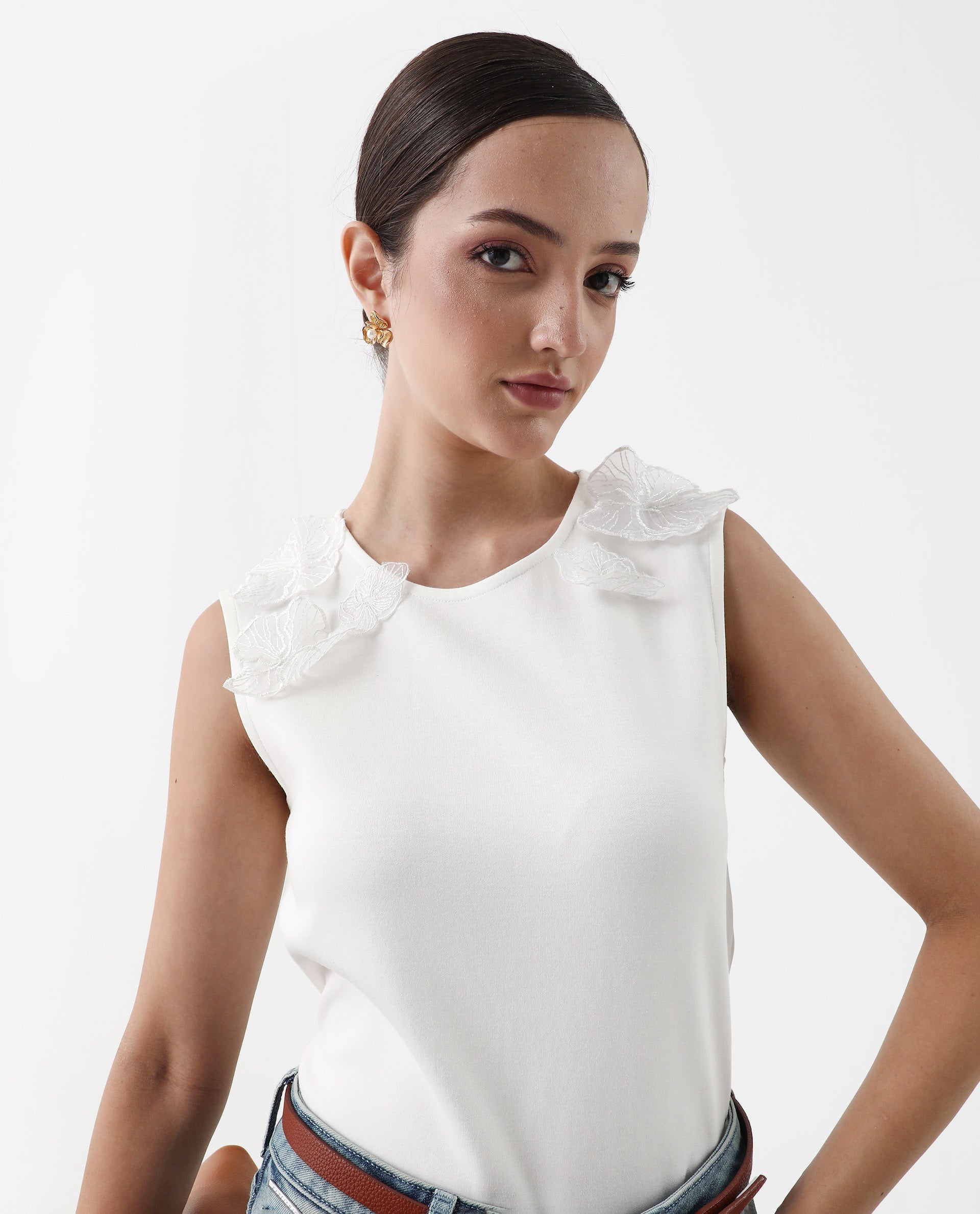 Rareism Women's Janbed Off White Cotton Round Neck Plain Sleeveless Regular Fit T-Shirt