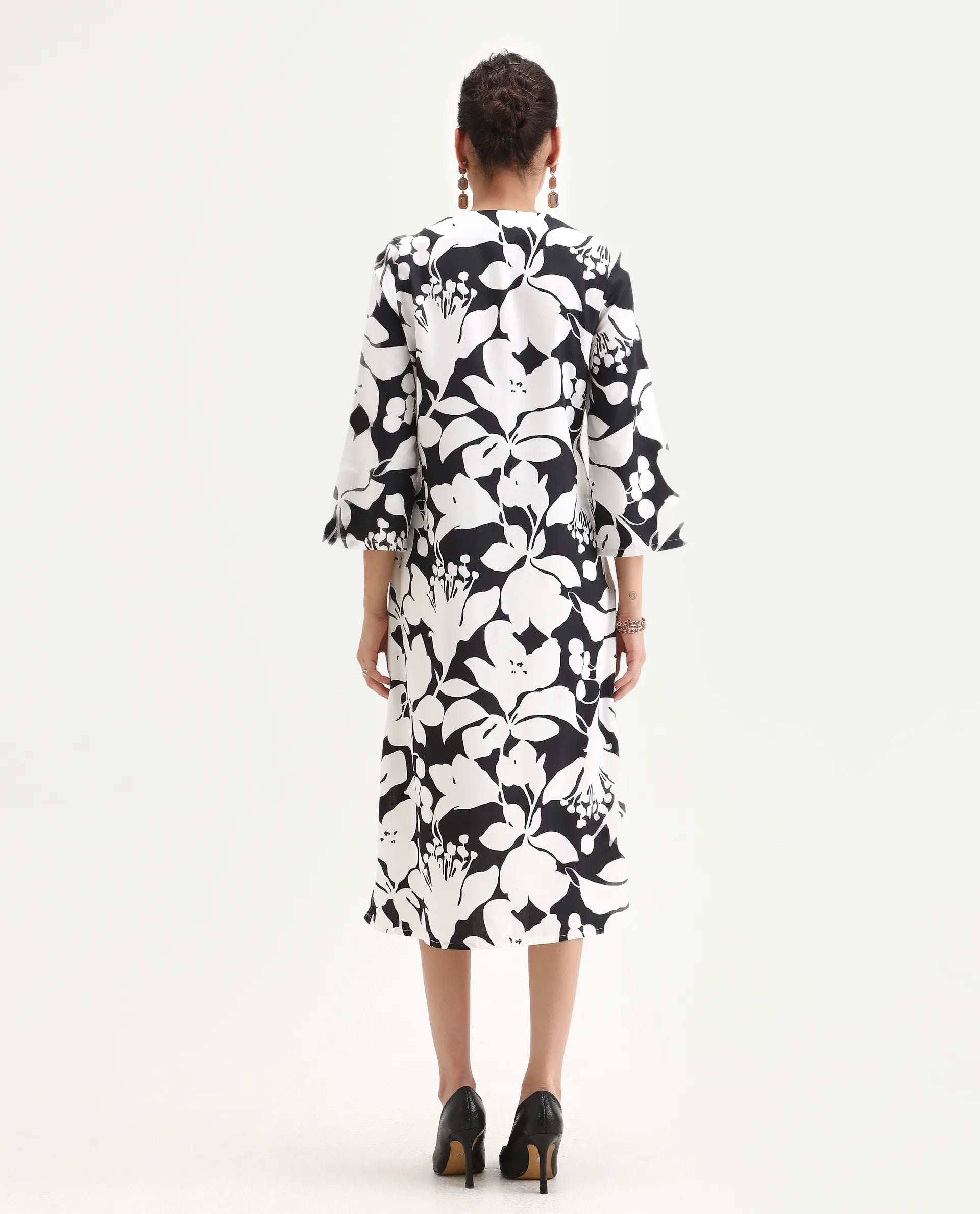 Rareism Women's Janzen Black Viscose Tie-Up Neck Floral Print Bell Sleeve Midi Straight Fit Dress