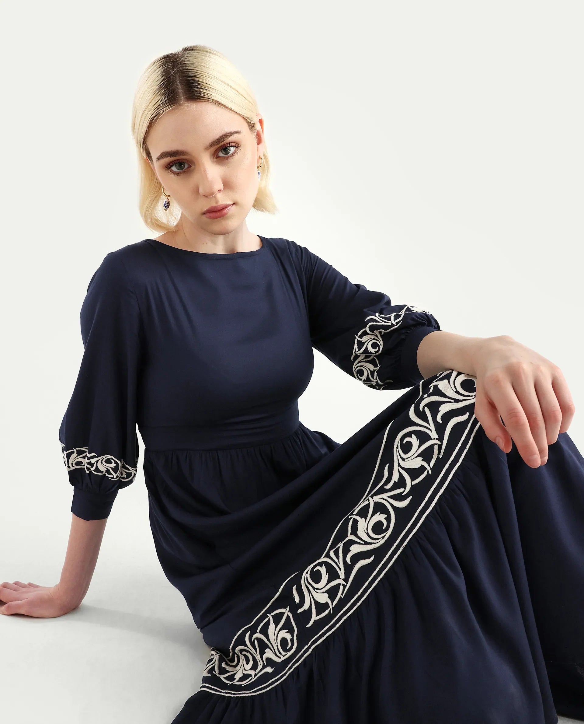 Rareism Women's Jenpen Navy Viscose Boat Neck Fit And Flare Plain Midi Dress