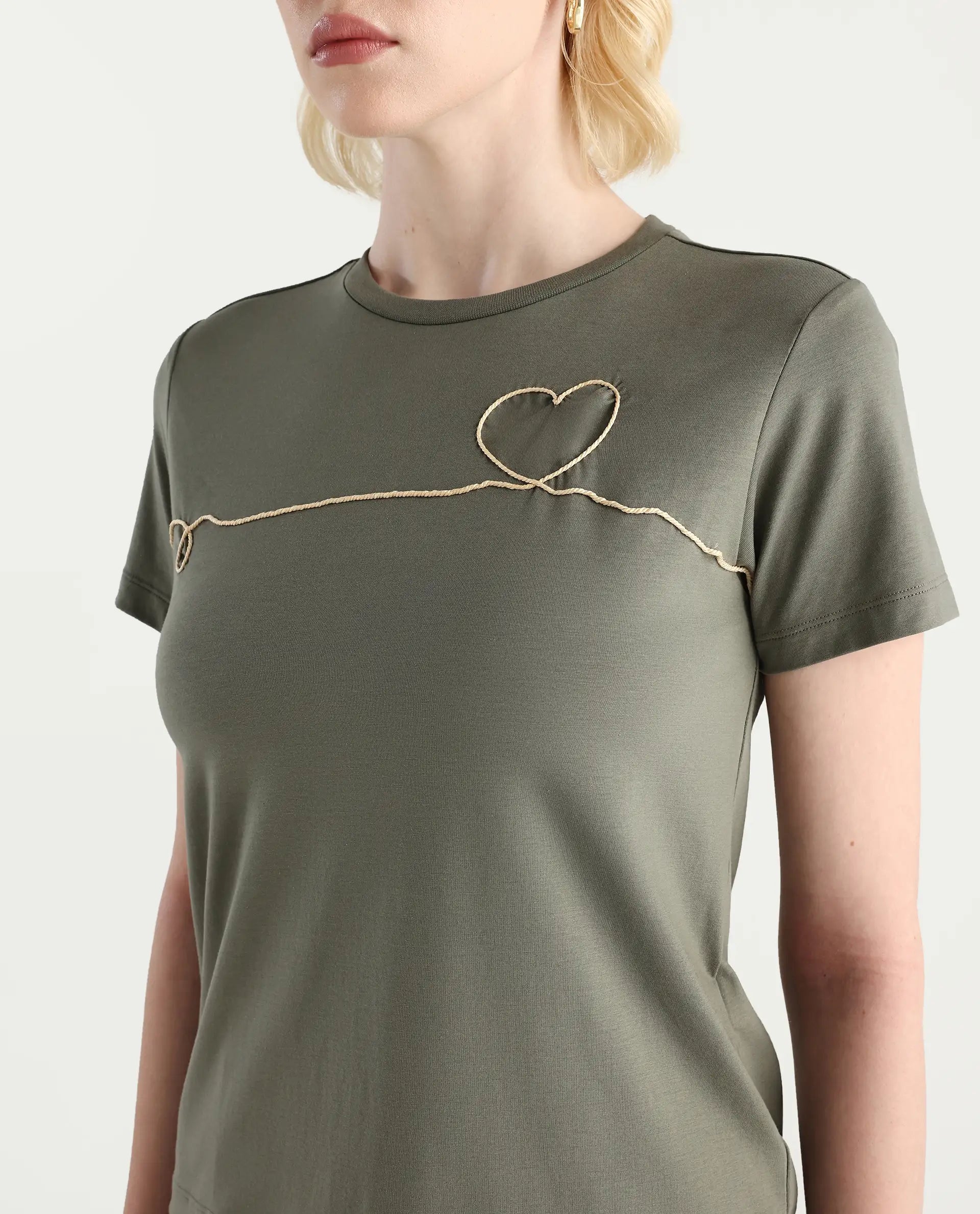 Rareism Women's Keyf Dusky Green Cotton Blend Fabric Crew Neck Regular Fit Printed T-Shirt