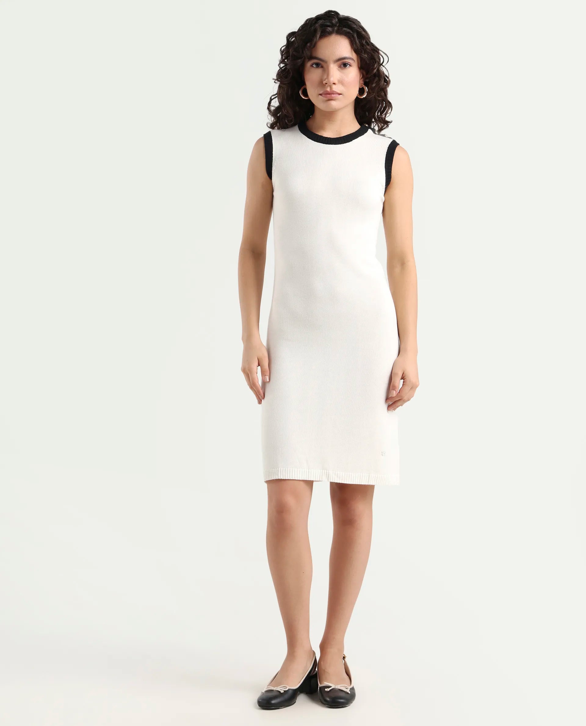 Rareism Women's Knitso Off White Cotton Crew Neck Plain Sleeveless Knee Length Regular Fit Sweater