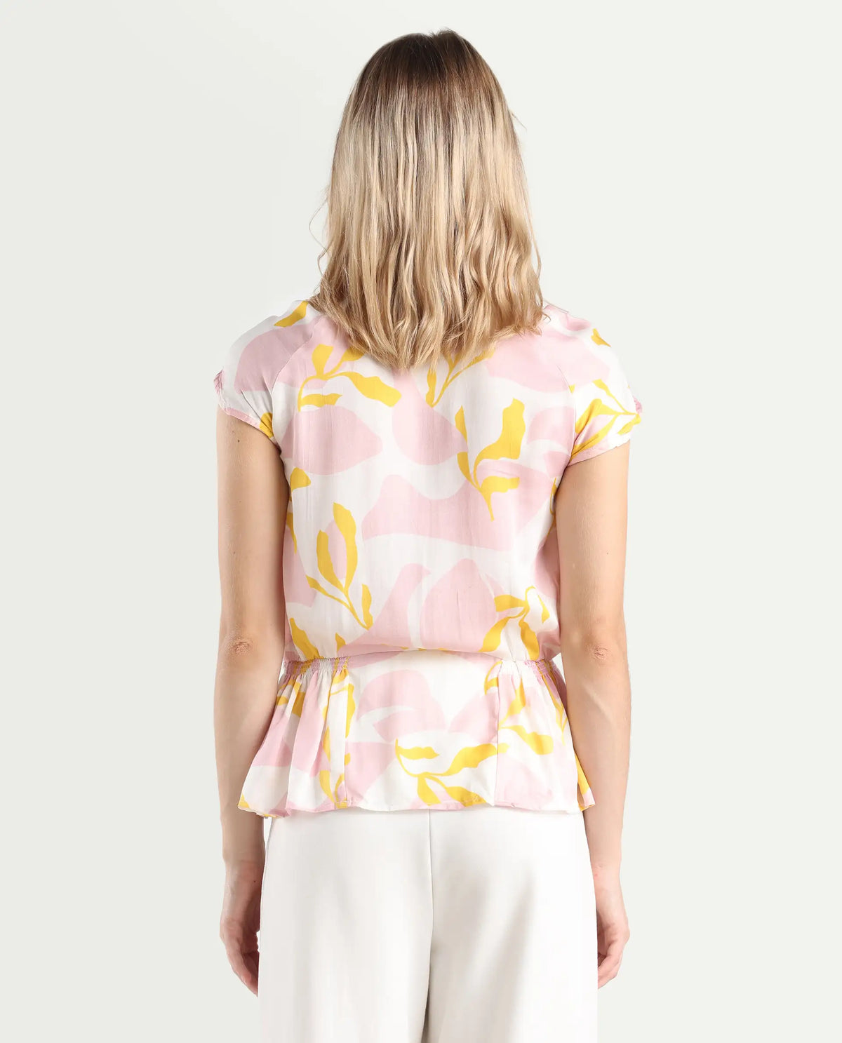 Rareism Women's Morning Pink V-Neck Abstract Print Sleeveless Knee Length Regular Fit Top