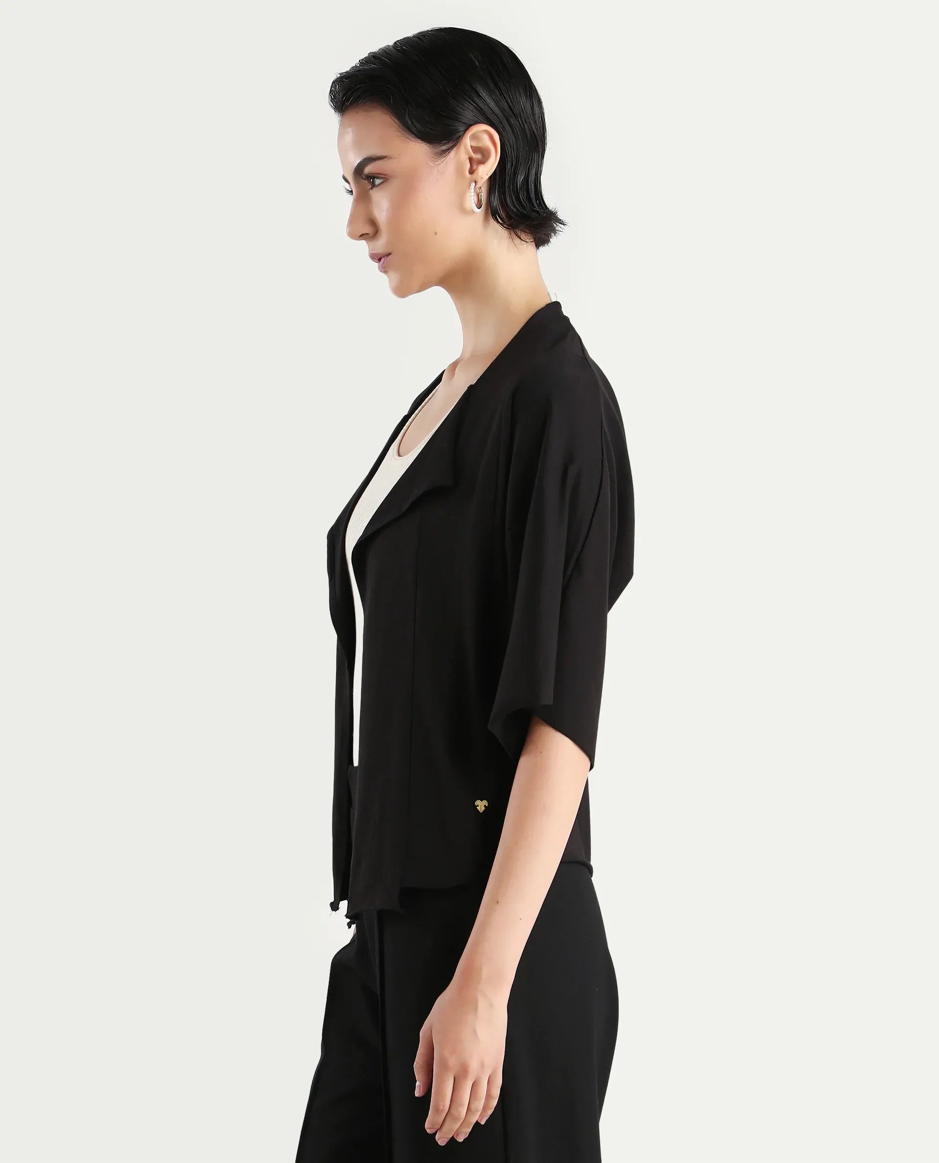 Rareism Women's Nirv Black Cotton Collarless Plain Relaxed Fit Shrug