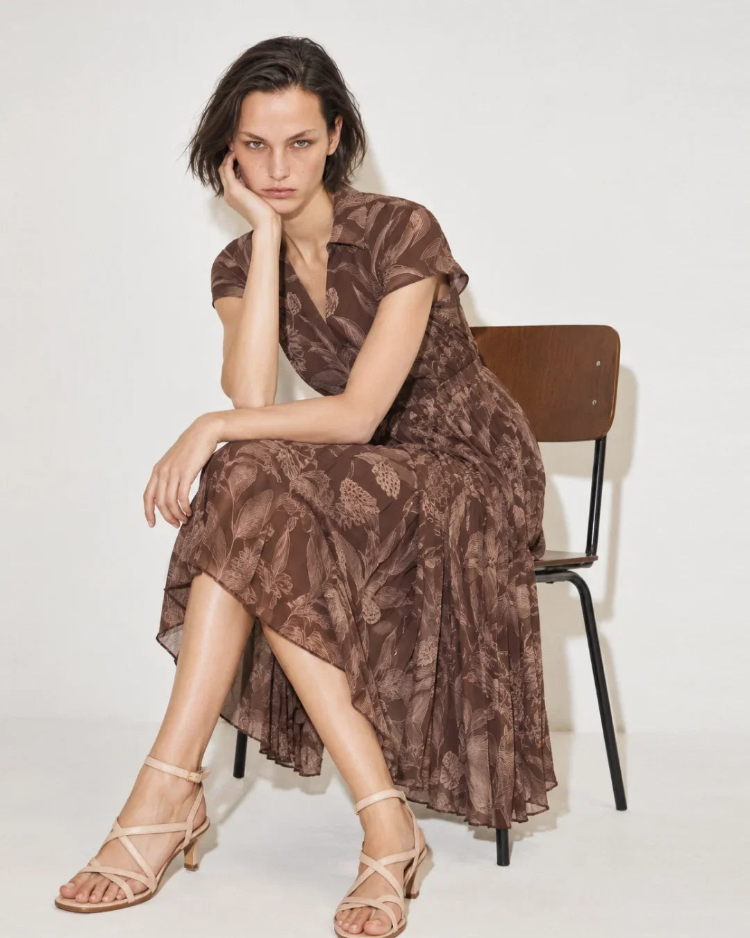 Rareism Women's Omag Dark Brown Polyester Pull-On Wrap Floral Print Dress
