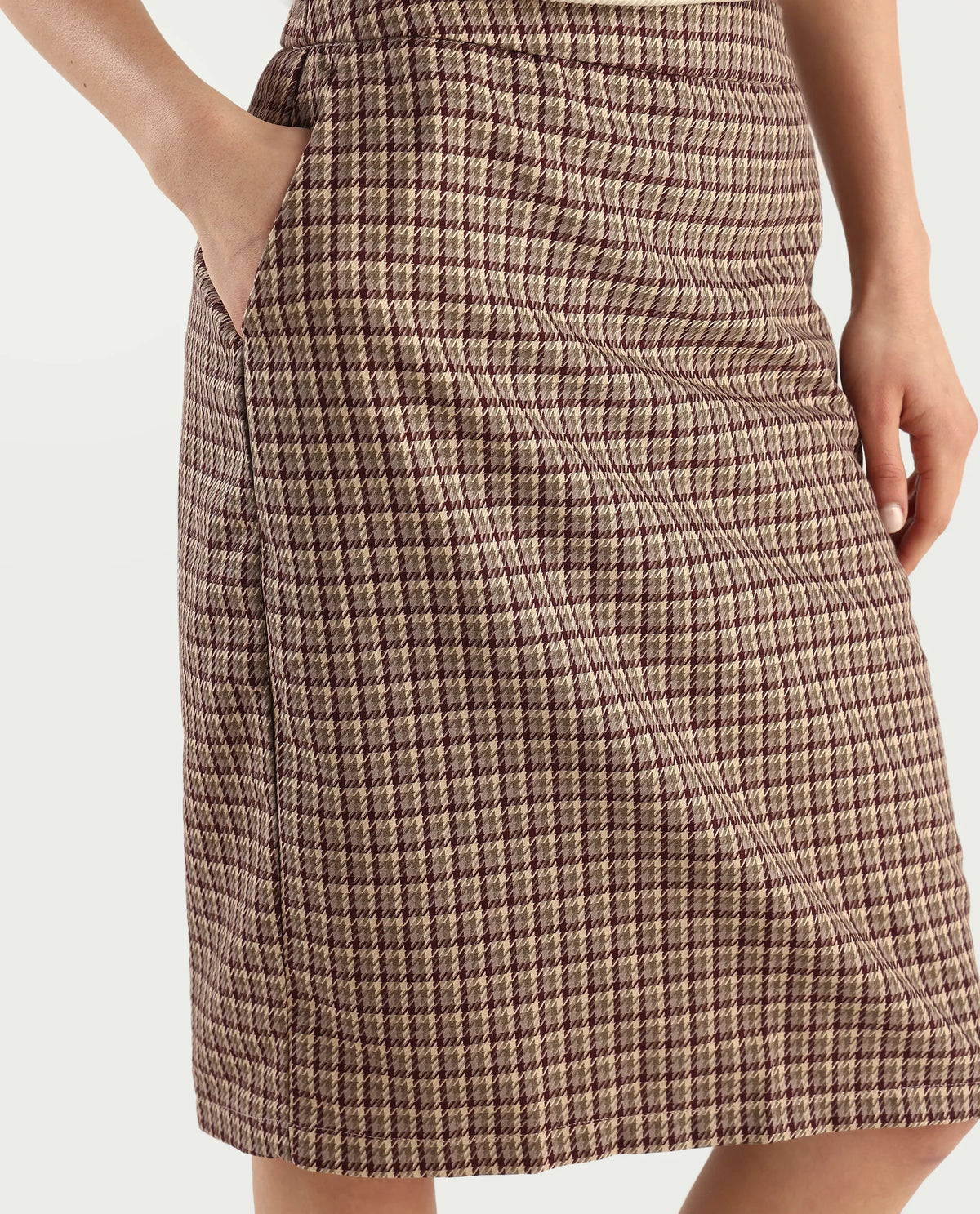 Rareism Women's Paltiu Brown Cotton Blend Checked Mini Regular Fit Skirt