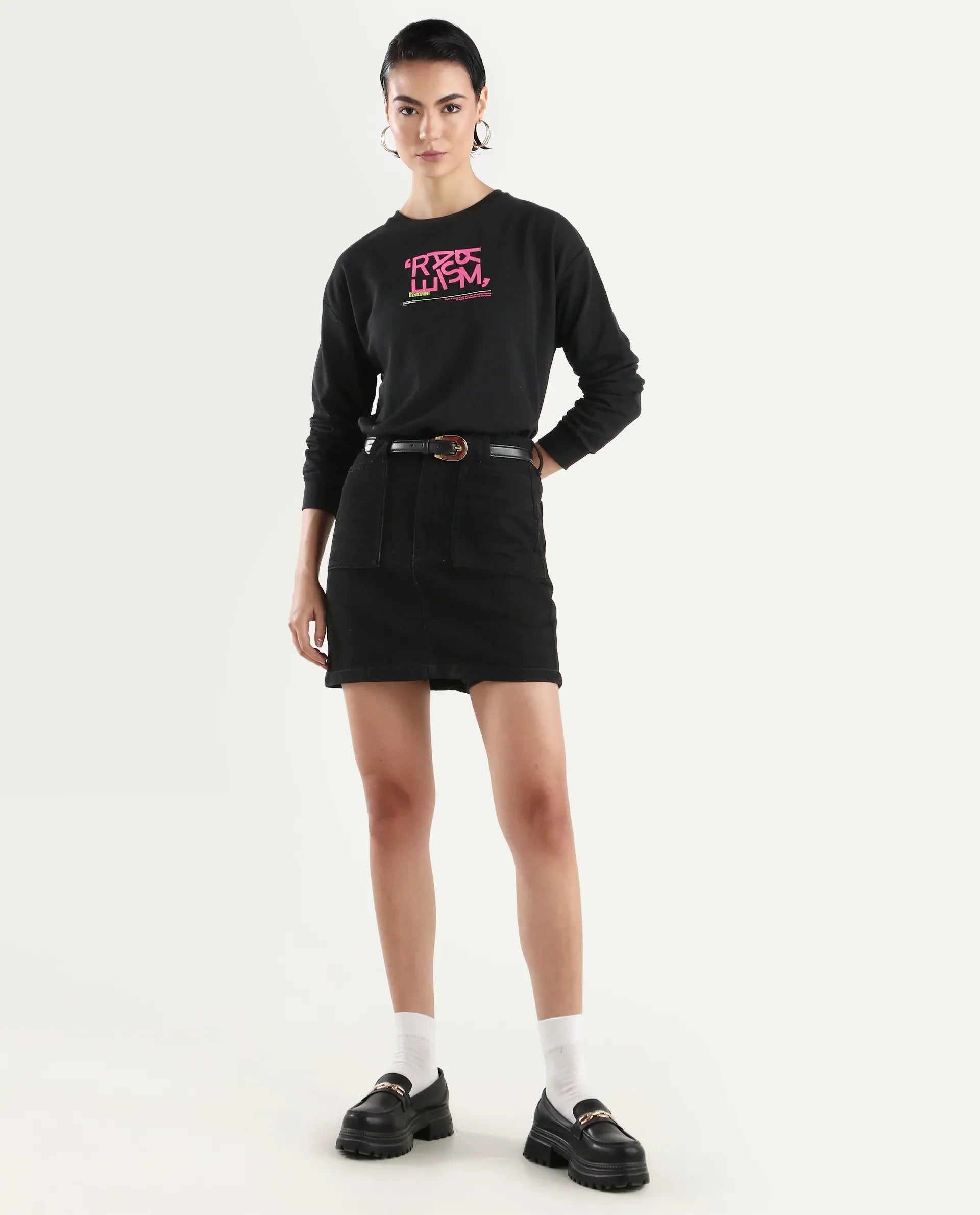 Rareism Women's Perio Black Cotton Blend Crew Neck Graphic Print Regular Fit Sweatshirt