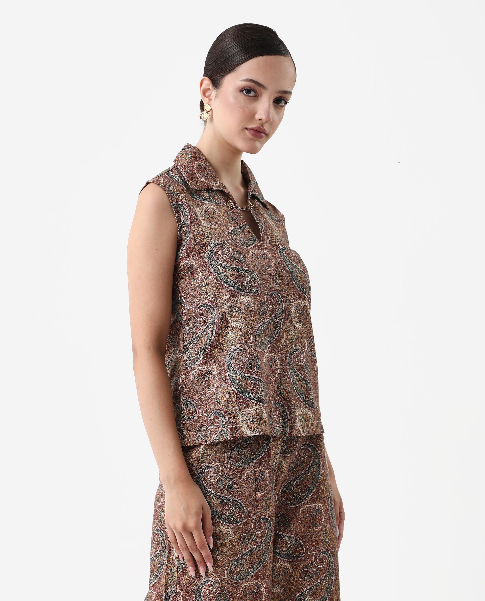 Rareism Women's Ronoro-T Multi Cotton Spread Collar Paisley Print Sleeveless Boxy Fit Top