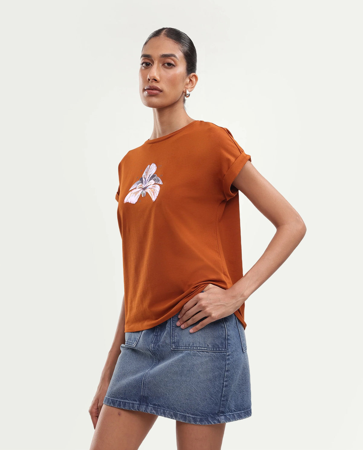 Rareism Women's Rolfers Rust Cotton Blend Crew Neck Regular Floral Print T-Shirt