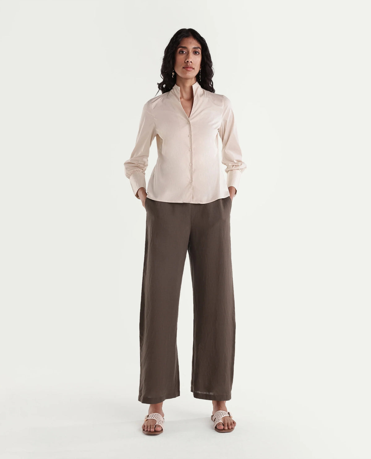 Rareism Women Latent Dark Brown 100% Linen Plain Barrel Trouser