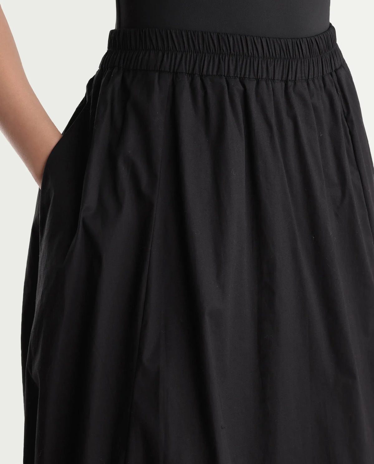 Rareism Women Onjara Primary Black Cotton Blend Plain Balloon Skirt