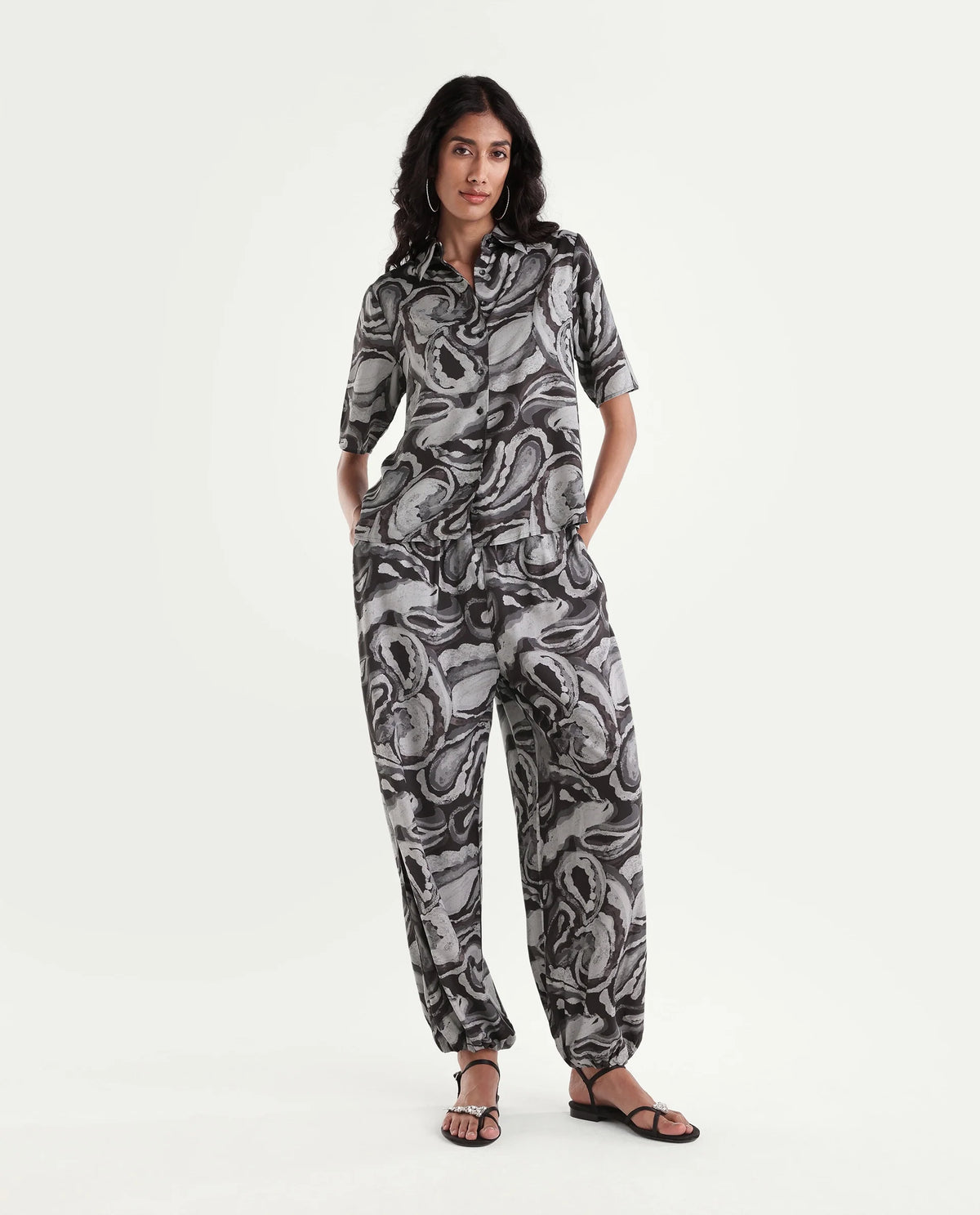 Rareism Womens Hammer Black Viscose Slouchy Abstract Print Trouser