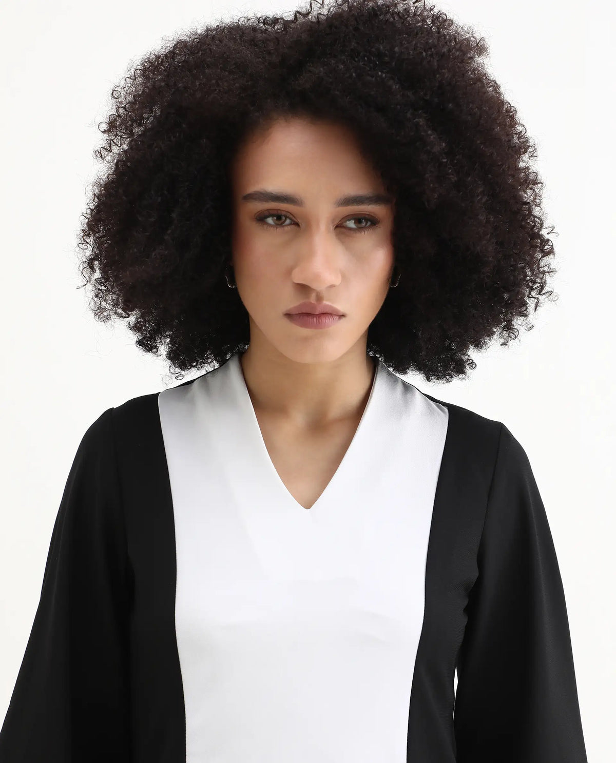 Rareism Women's Sanchiyi Black Twill V-Neck Color Block Regular Fitted Top