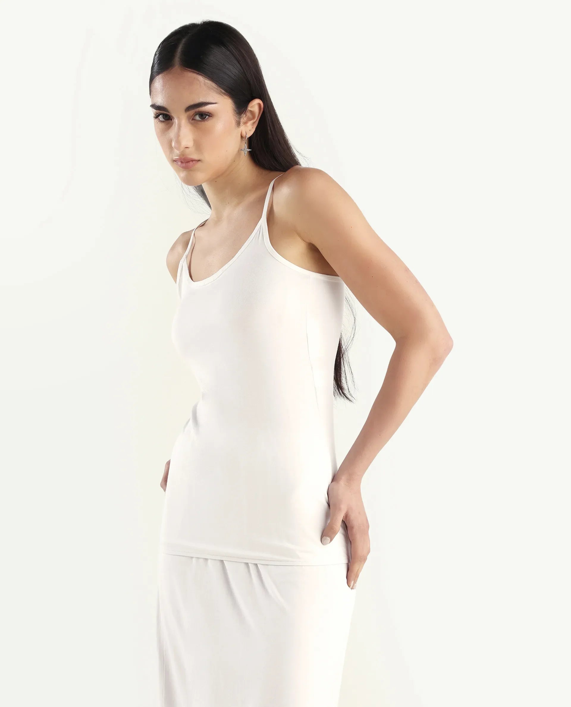 Rareism Women's Slipon White Shoulder Strap Plain Shoulder Strap Regular Fit Inner Wear Slip