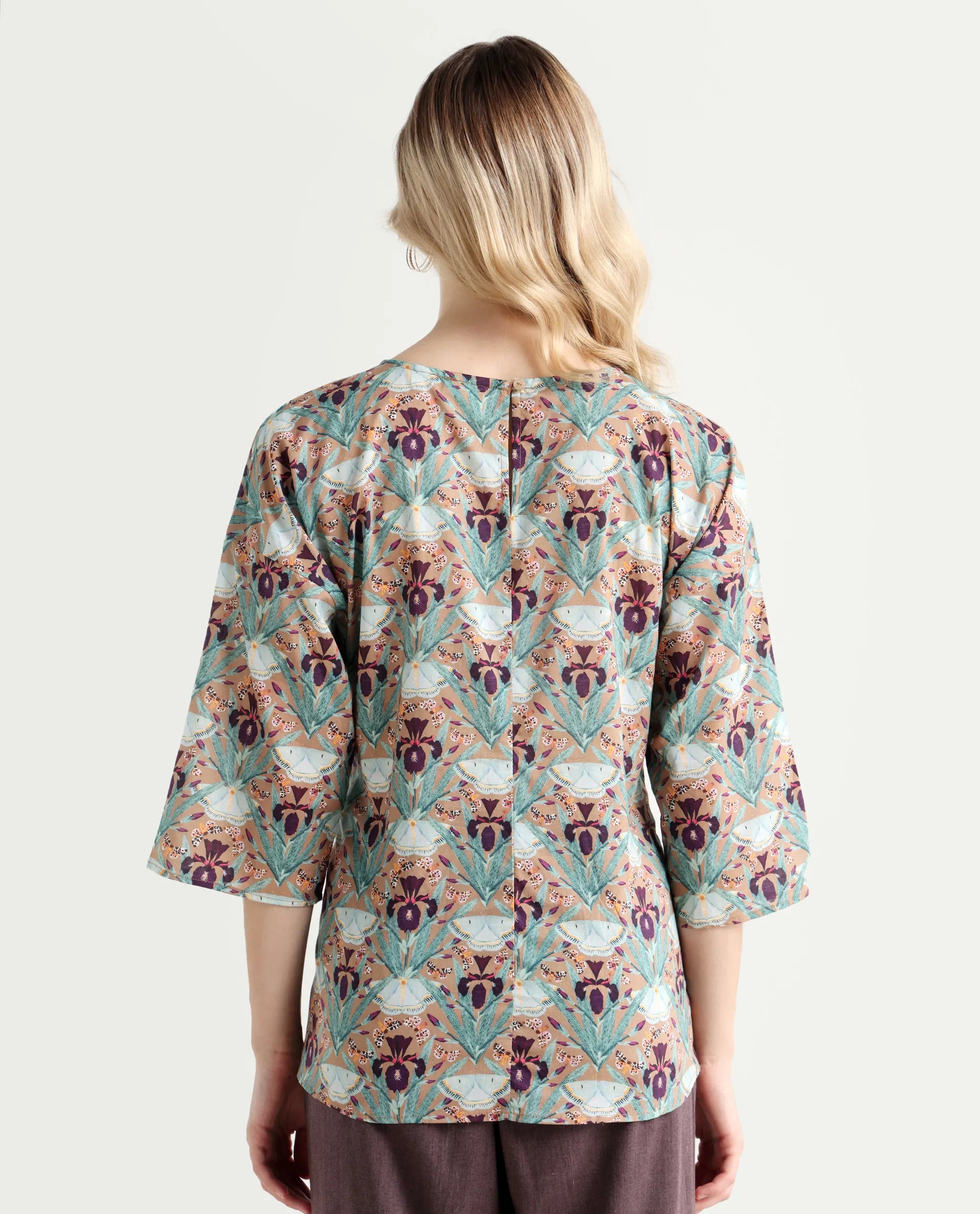 Rareism Women's Talisco Multi Cotton V-Neck Abstract Print Extended Sleeves Relaxed Fit Top