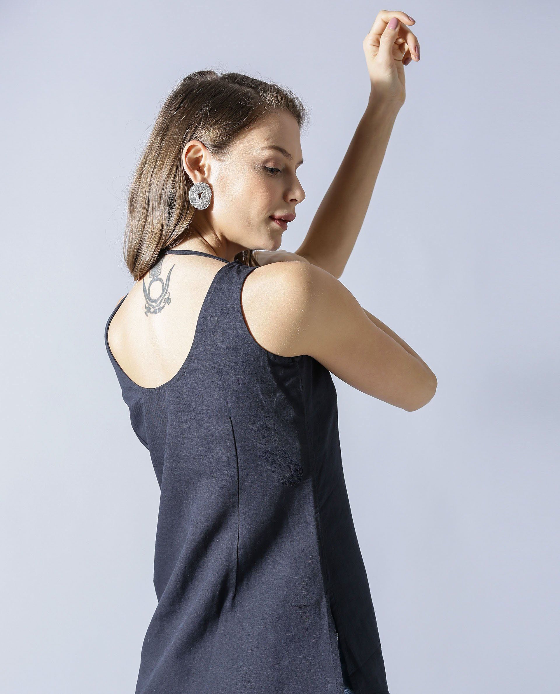 Rareism Women Unite - L Navy Top