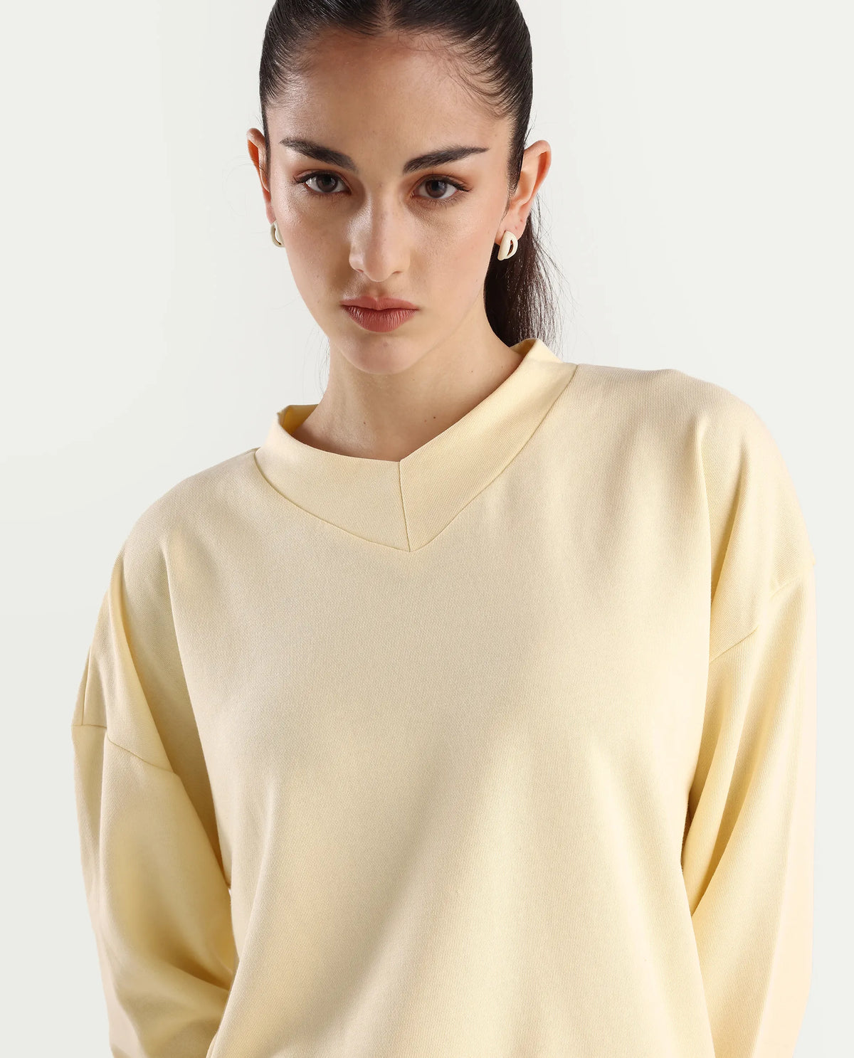 Rareism Women's Vitoo Light Yellow Cotton Blend Crew Neck Plain Relaxed Fit Sweatshirt