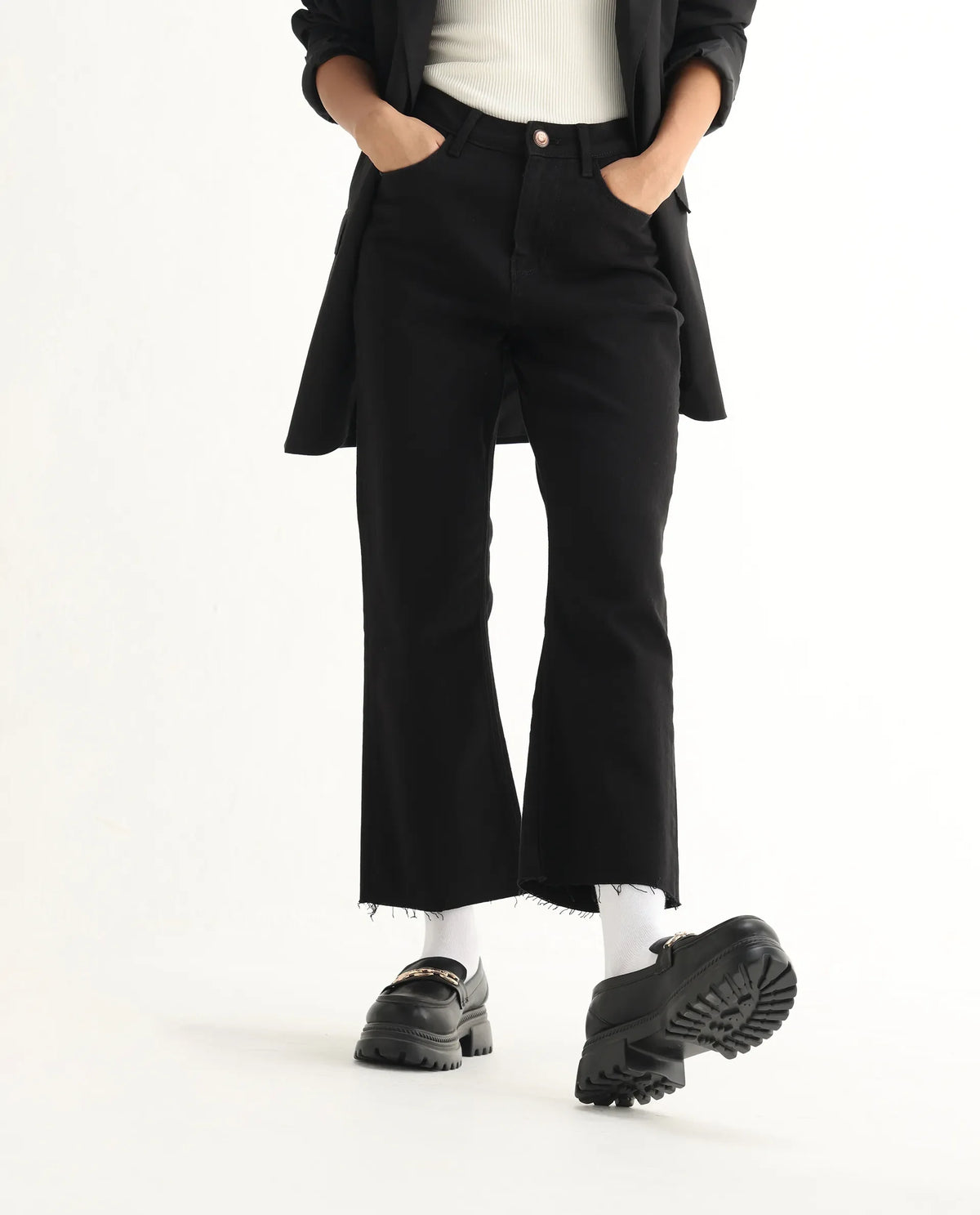 Rareism Women's Winona Black Cotton Blend Plain Ankle Length Classic Bootcut Jeans