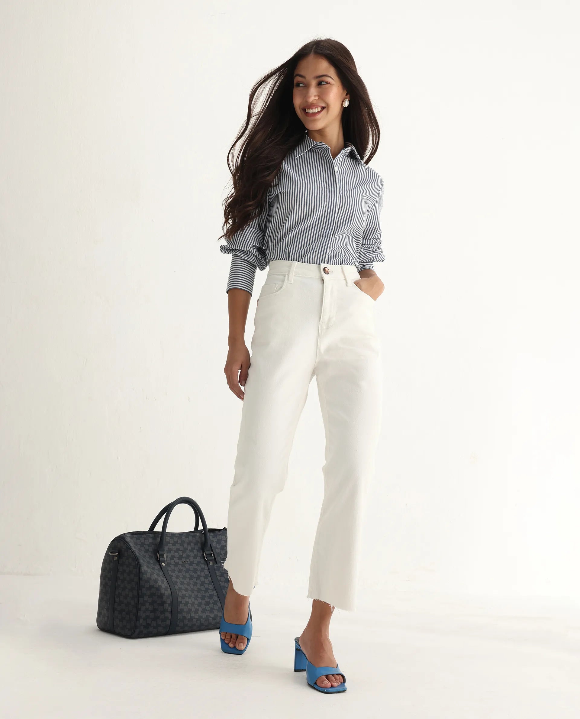 Rareism Women's Winona White Cotton Blend Plain Ankle Length Crop Flare Jeans