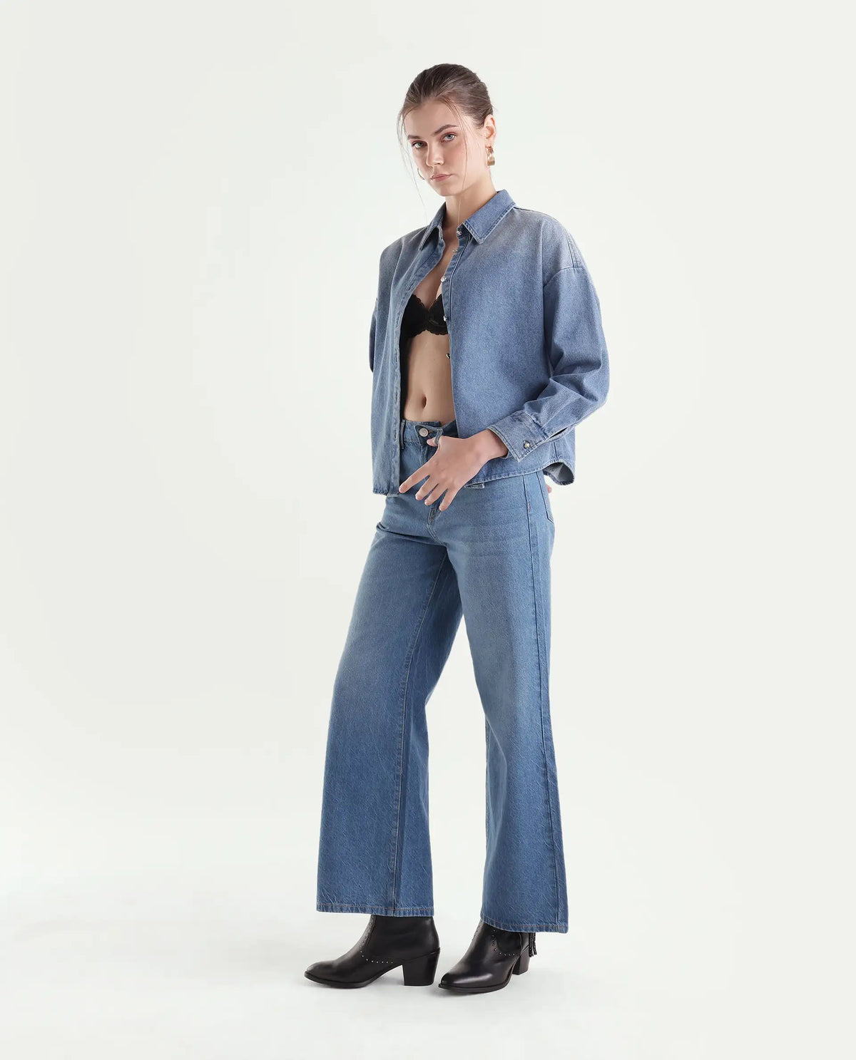 Rareism Womens Wyde-1 Light Blue Cotton Sculpt High Wide Plain Jeans