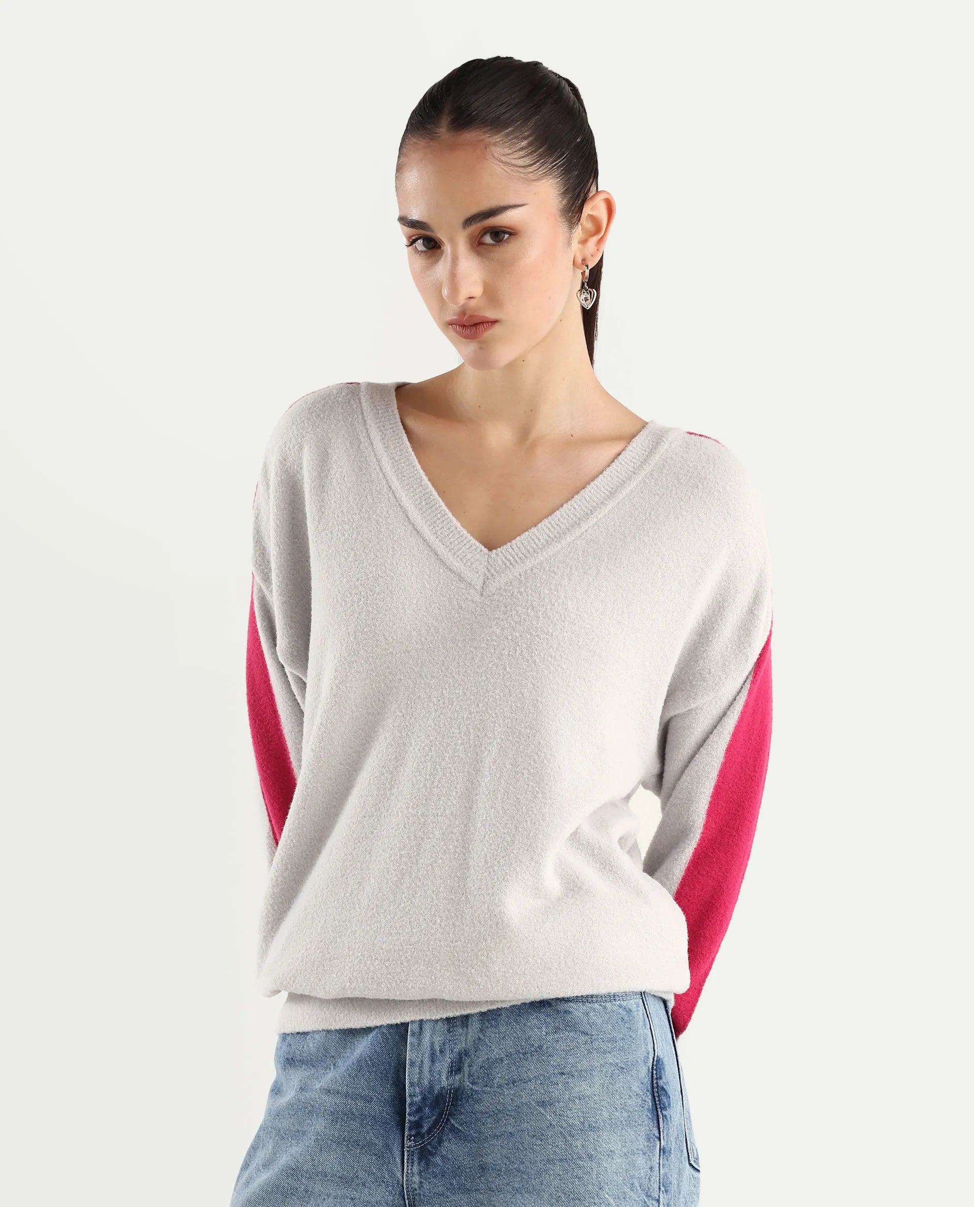 Rareism Women's Zander Light Grey Nylon V-Neck Relaxed Fit Plain Sweater