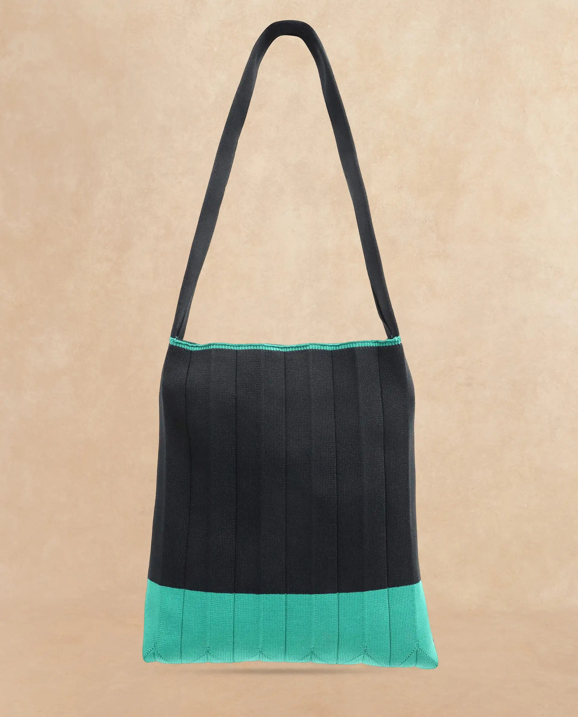 Rareism Articale Women Flounce Black Fabric Polyester Fabric Colorblock Knitted Tote Bag