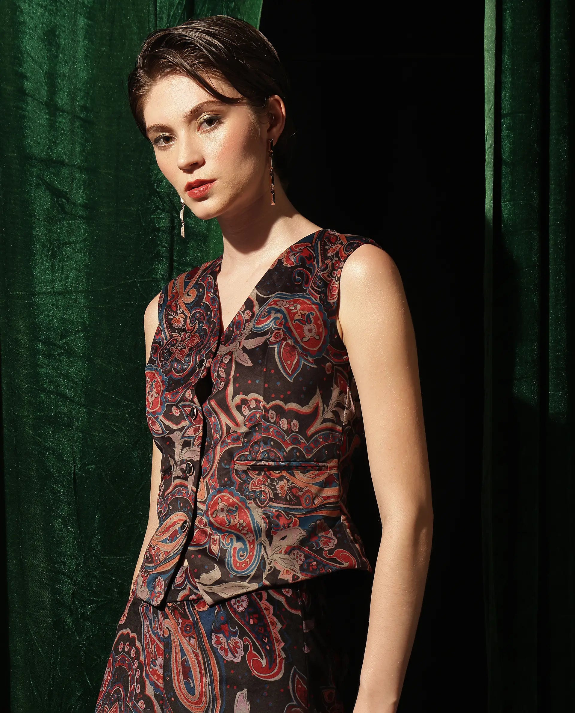 Rareism Women Remen Multi Velvet Sleeveless V-Neck Button Closure Fitted Paisley Print Waist Coat