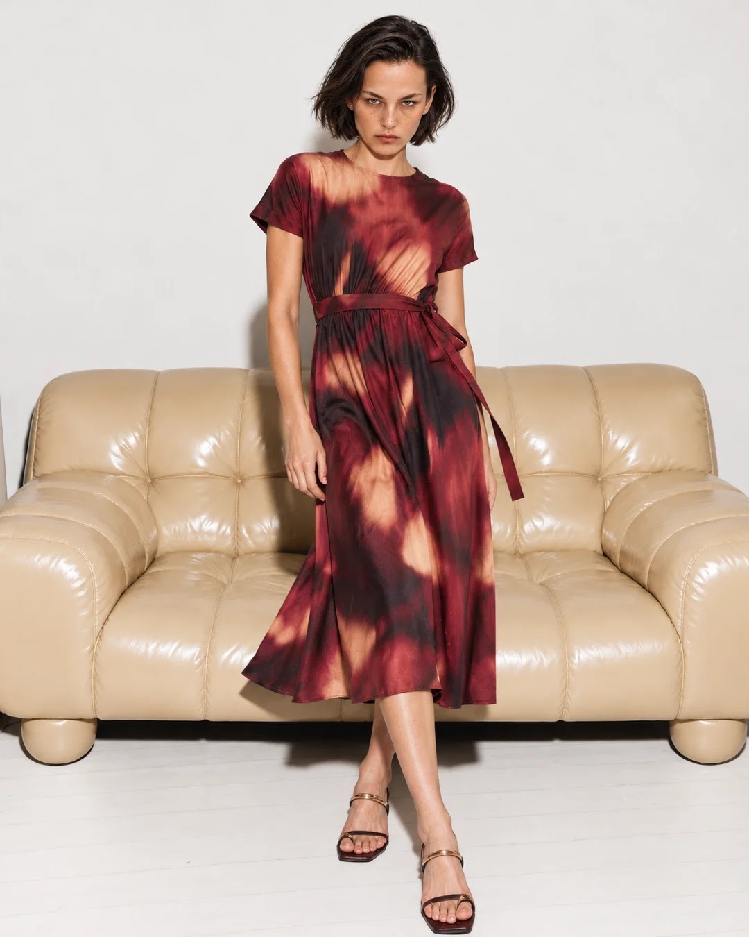 Rareism Women's Sufon Dark Brown Viscose Crew Neck Fit And Flare Abstract Print Dress