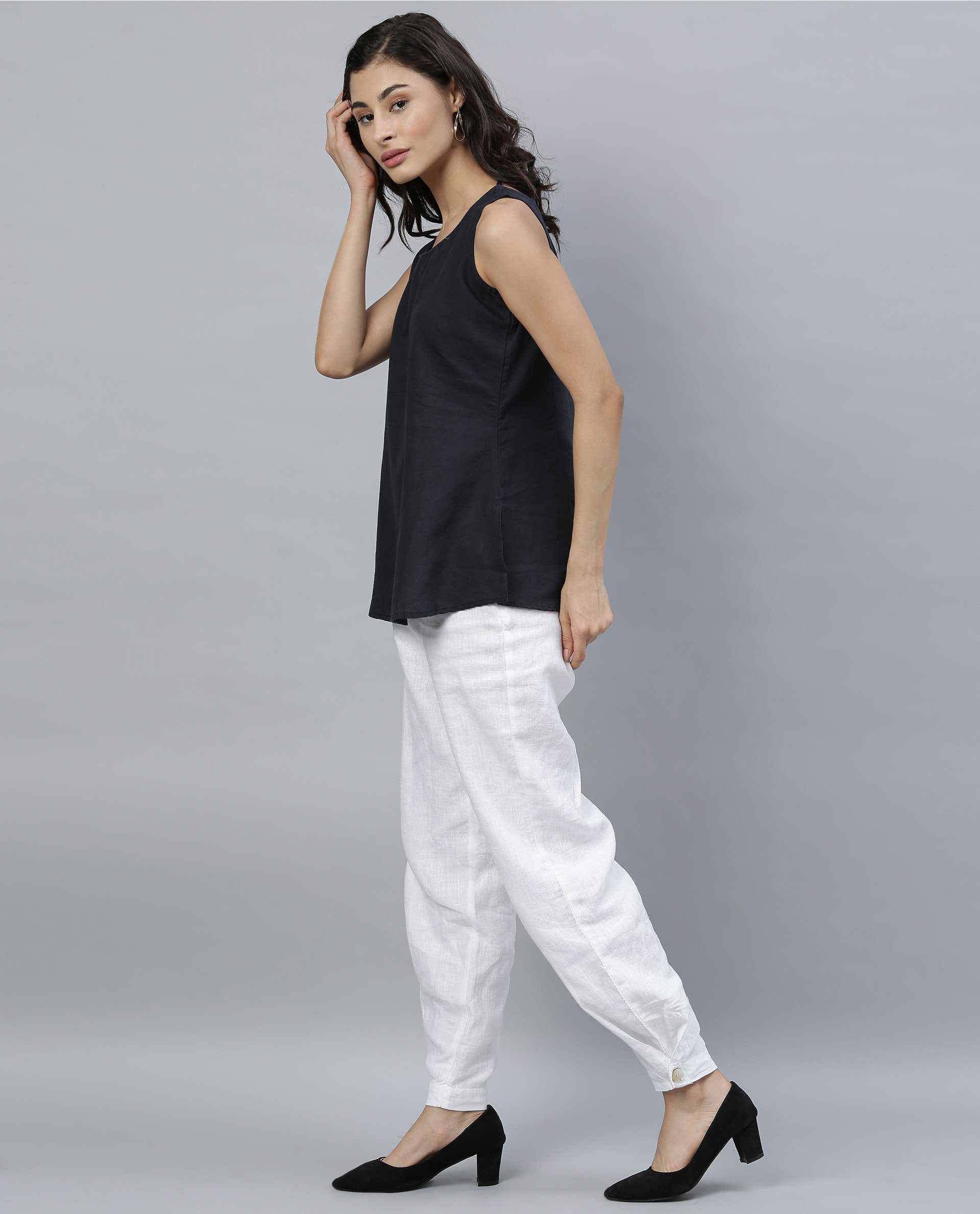 Rareism Women Tune White Trousers