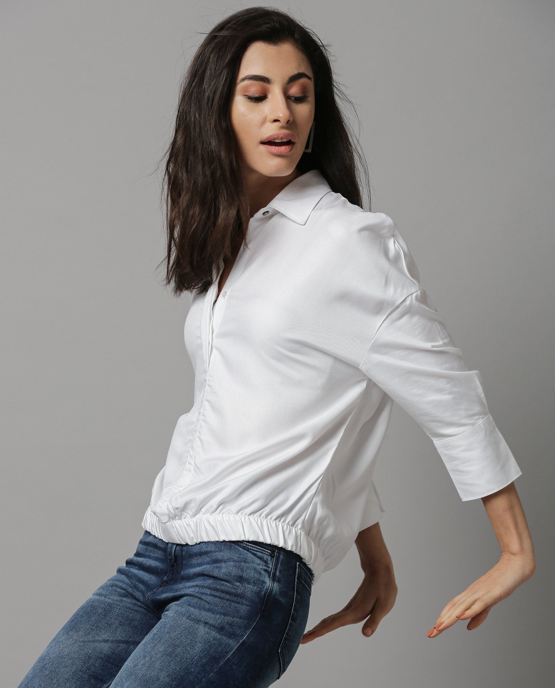 Rareism Women Dupe White Top Short Sleeves Solid