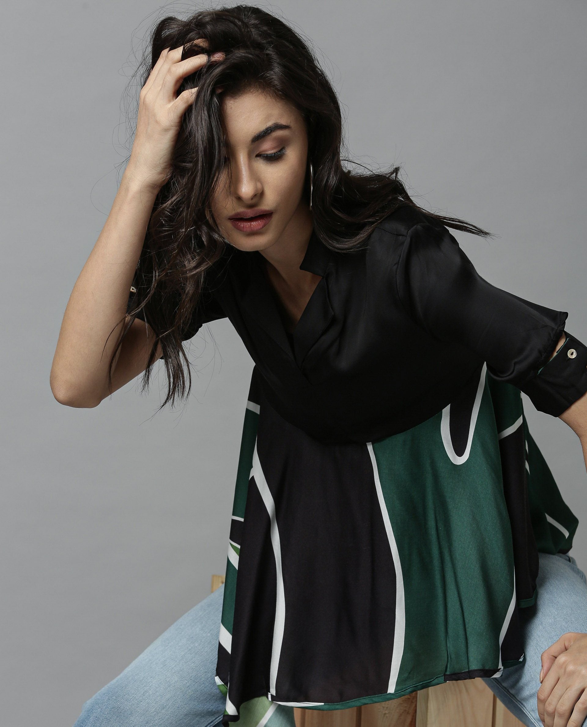 Rareism Womens Havana Green Top Modal Fabric Regular Fit Half Sleeve V Neck