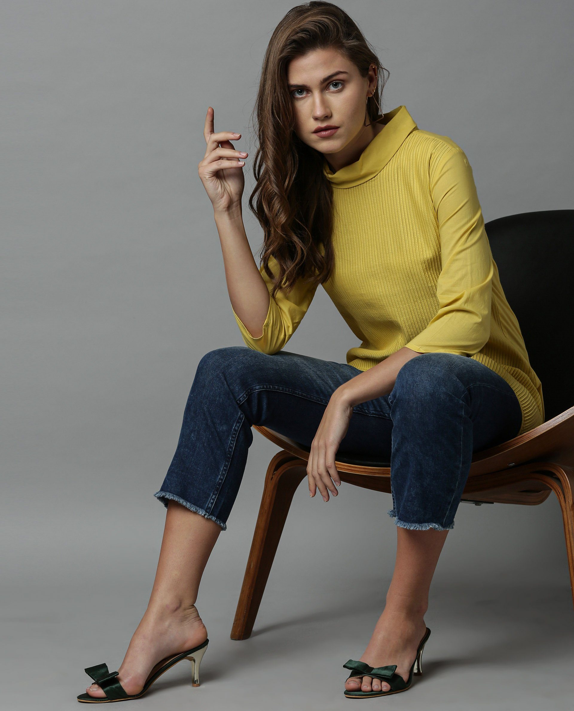 Rareism Women Pins-1 Yellow Top Short Sleeves