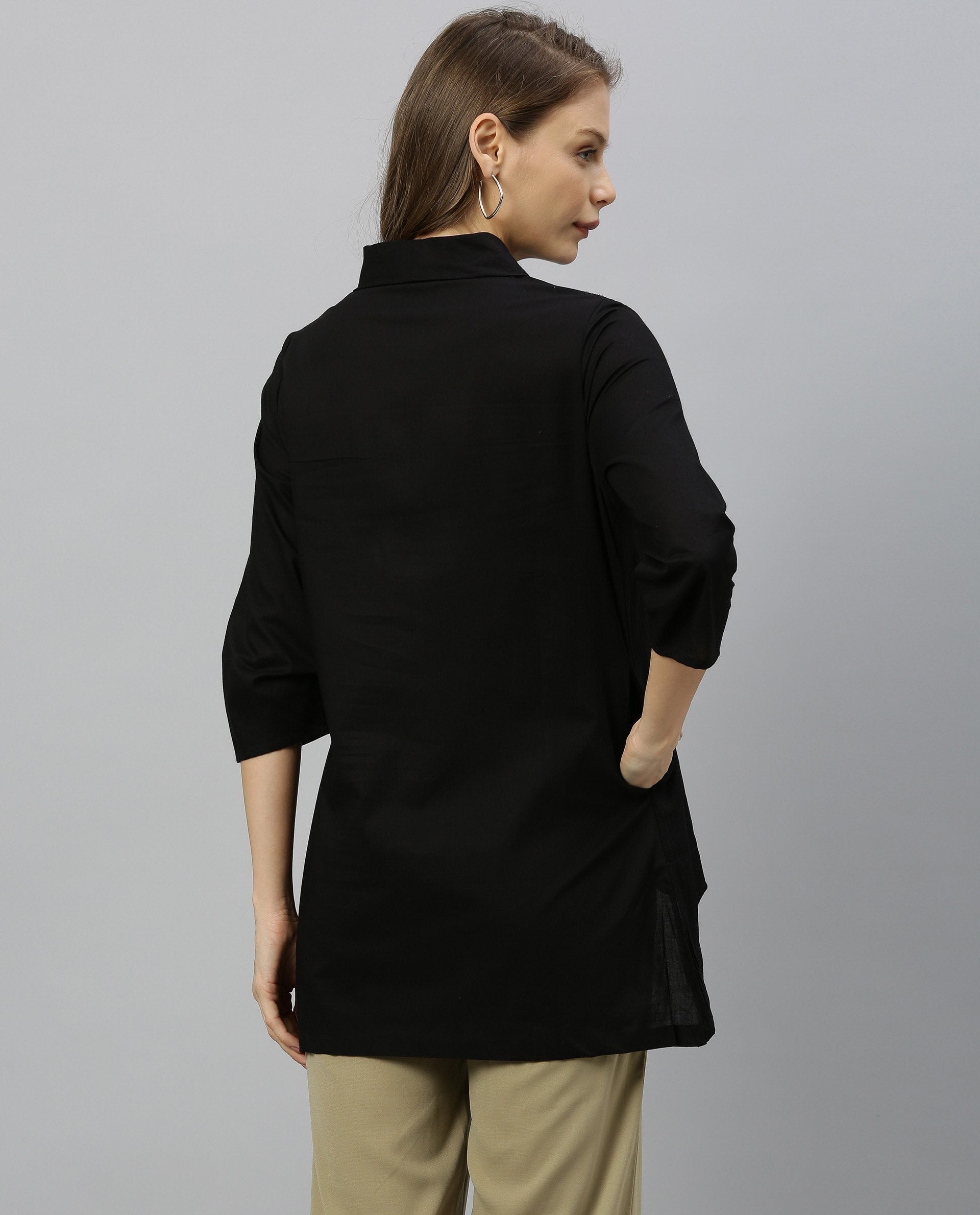 Rareism Women Pins-1 Black Top Short Sleeves