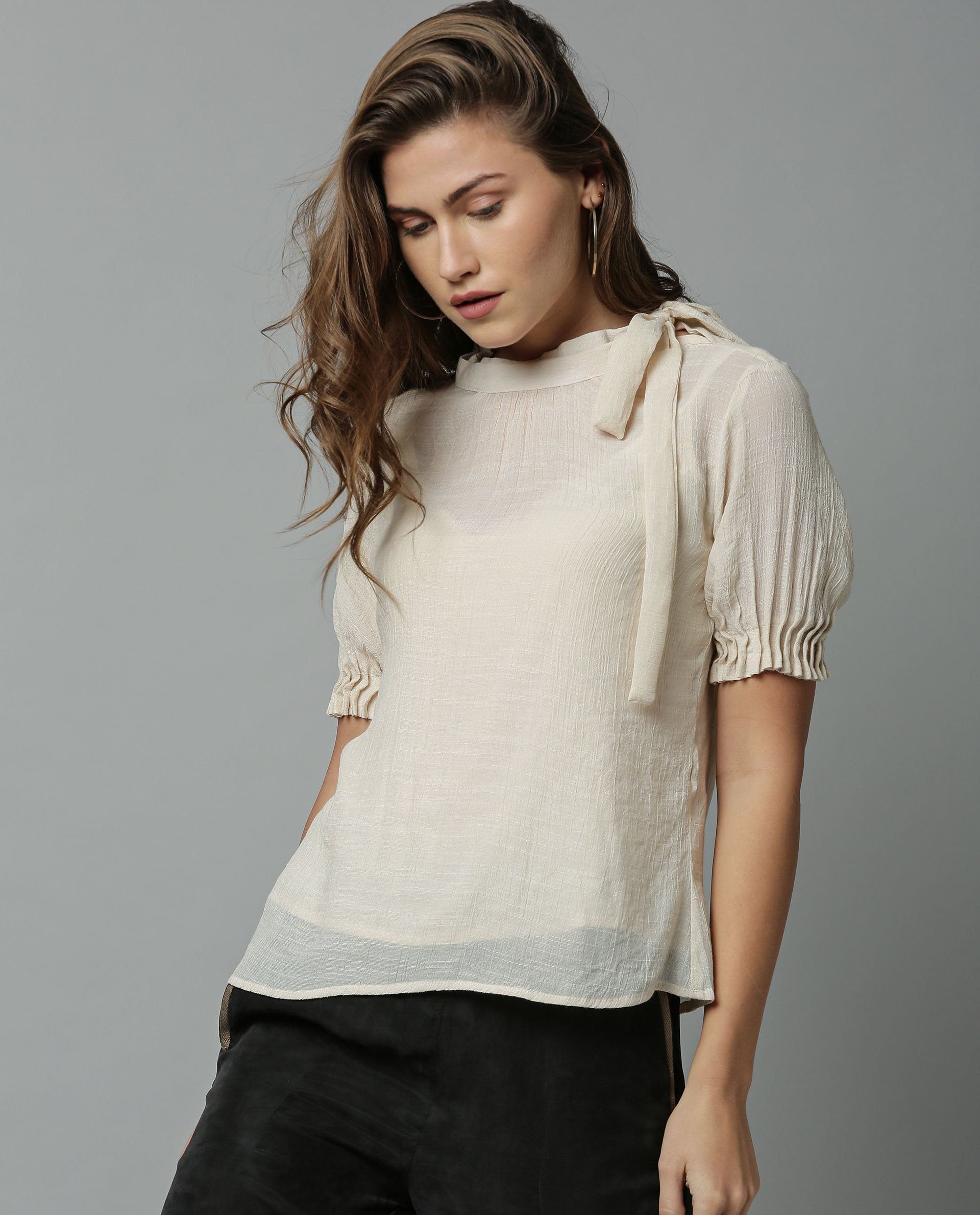 Rareism Women Sparrow Offwhite Top Short Sleeves