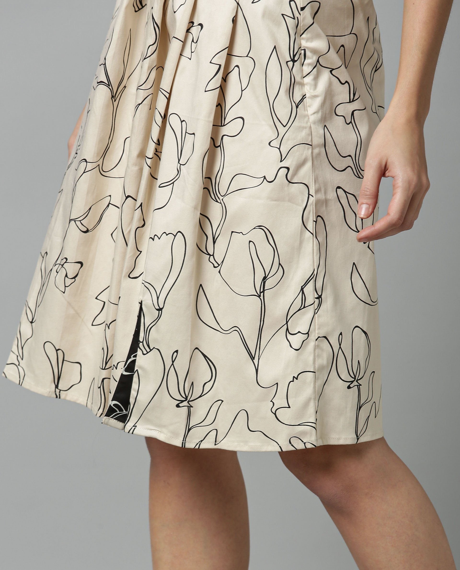 Rareism Women Pherb Offwhite Skirt