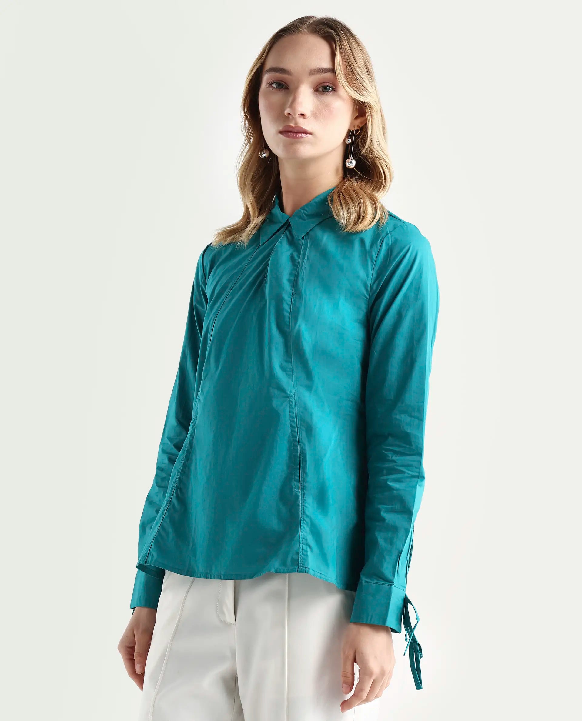 Rareism Women's Merge Petrol Cotton Spread Collar Plain Tailored Top