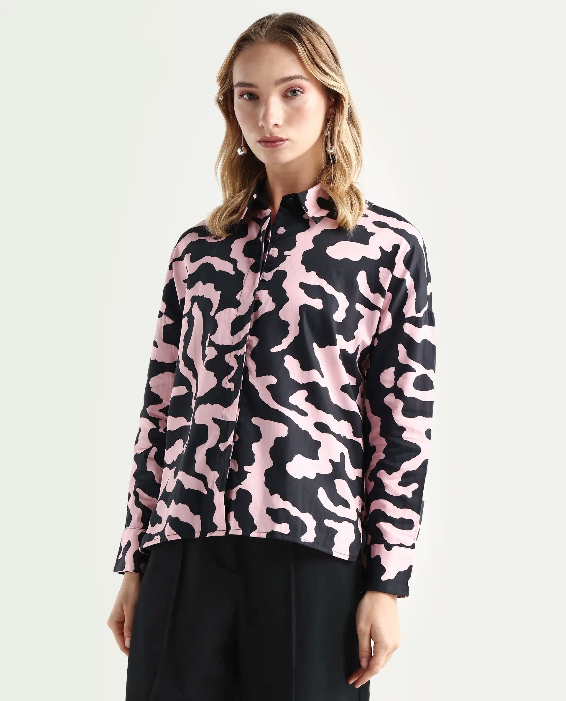 Rareism Women's Revolt Black Cotton Blend Collarless Abstract Print Regular Fit Top