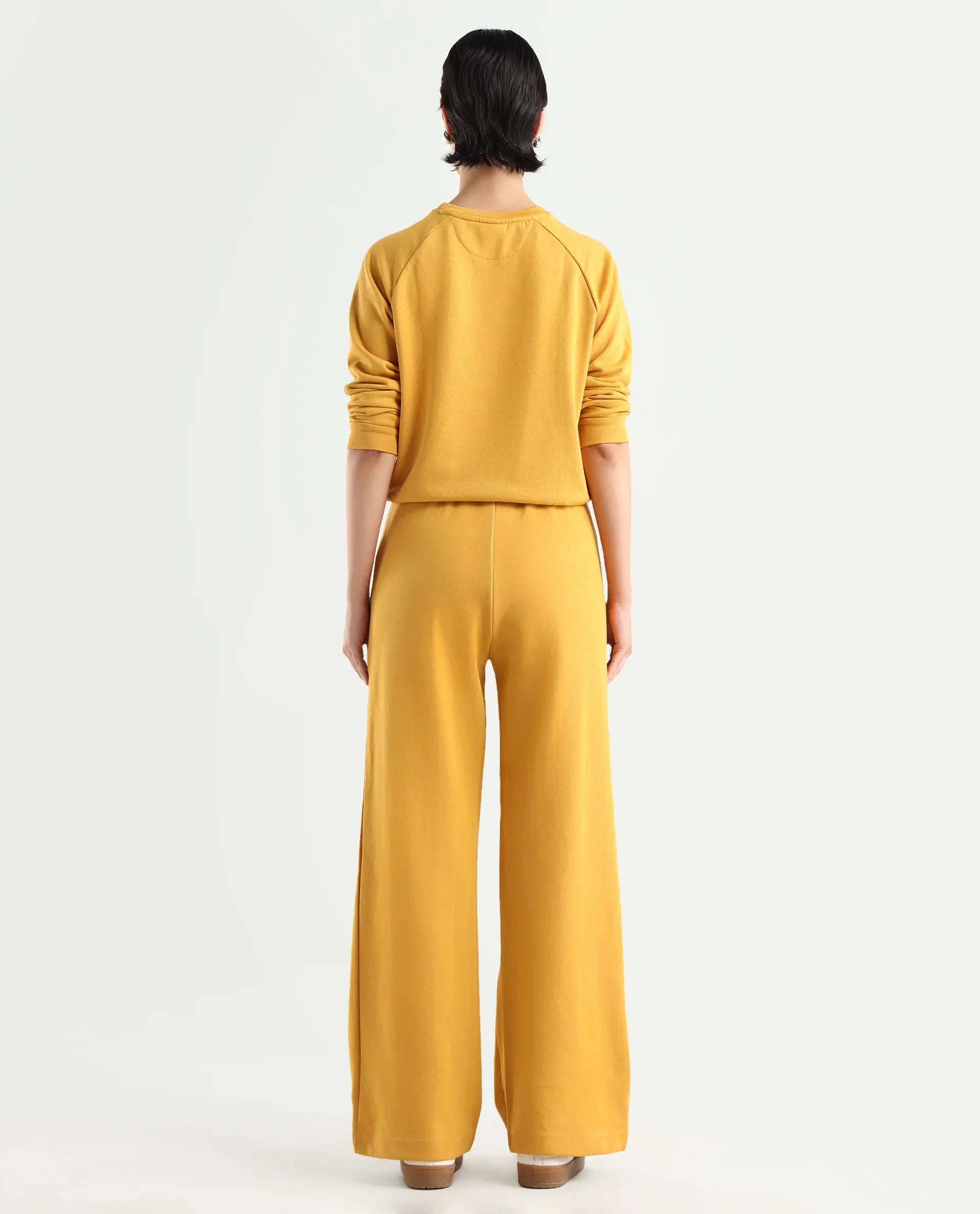 Rareism Women's Heavy Weight Interlock 340 Gsm Cotton Blend Plain Ankle Length Relaxed Fit Track Pant Flared