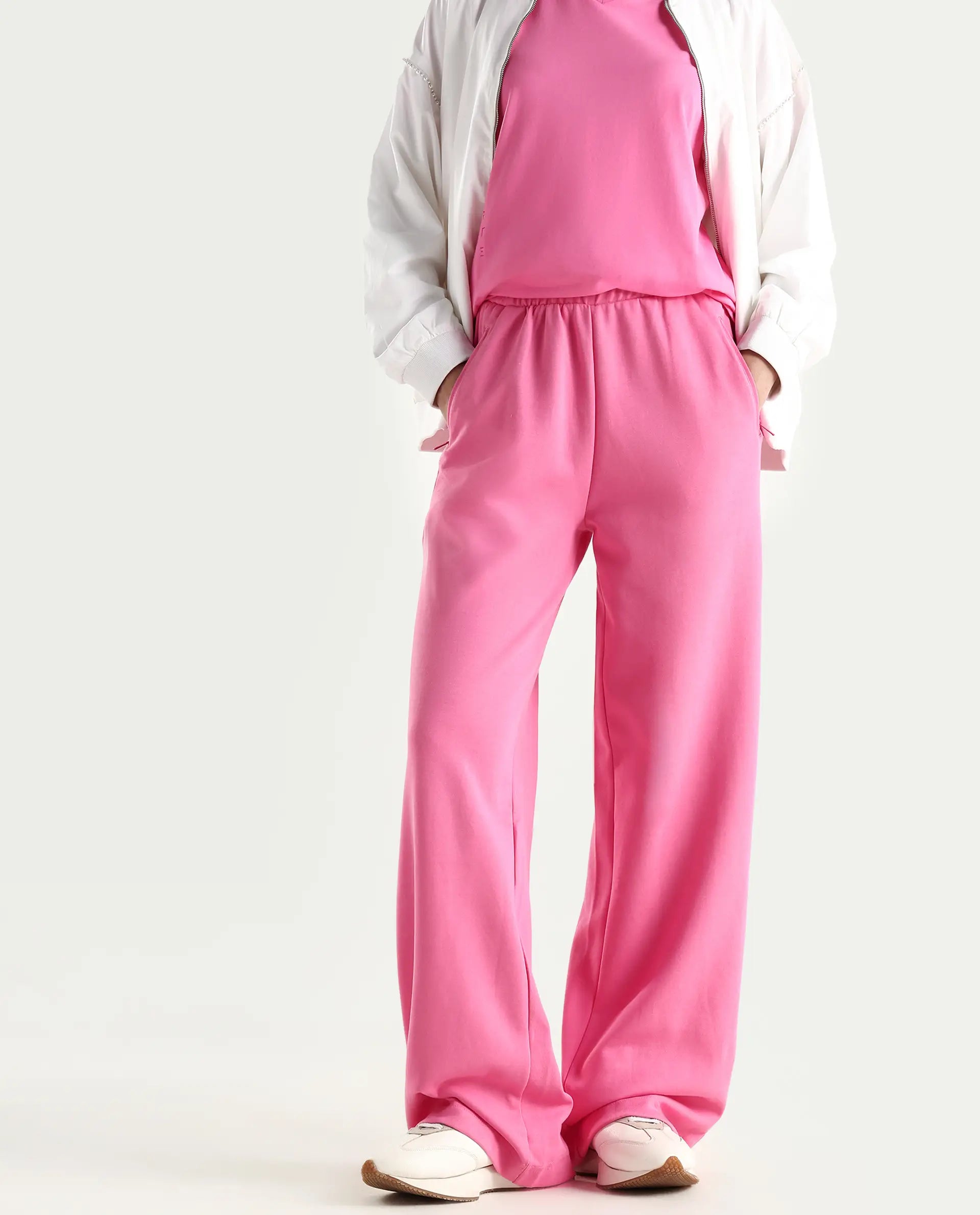 Rareism Women's Heavy Weight Interlock 340 Gsm Cotton Blend Plain Ankle Length Relaxed Fit Track Pant Flared