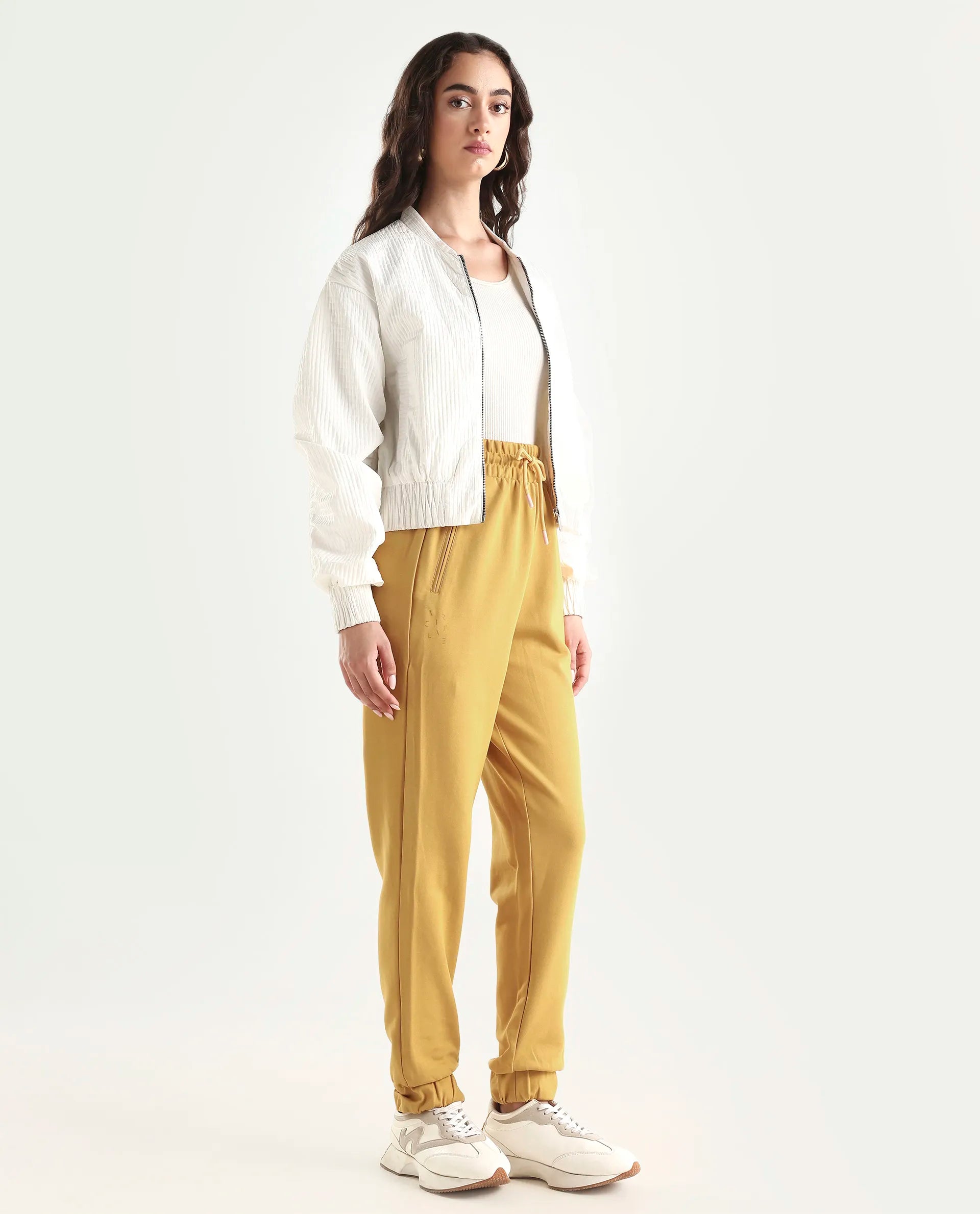 Rareism Women's Heavy Weight Interlock 340 Gsm Cotton Blend Plain Ankle Length Relaxed Fit Track Pant