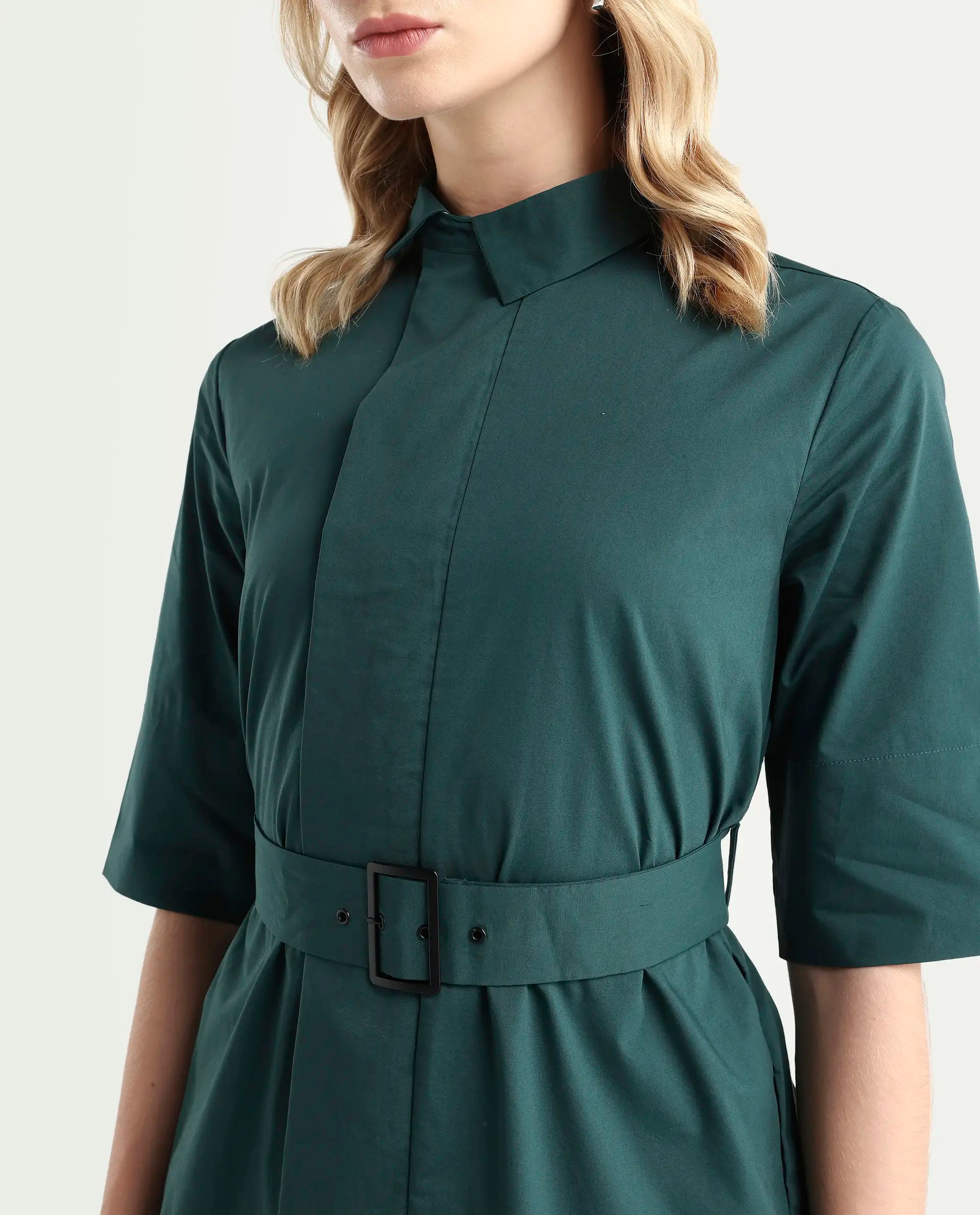 Rareism Women's Cisco-Green Cotton Blend Spread Collar Plain Knee Length Regular Fit Top