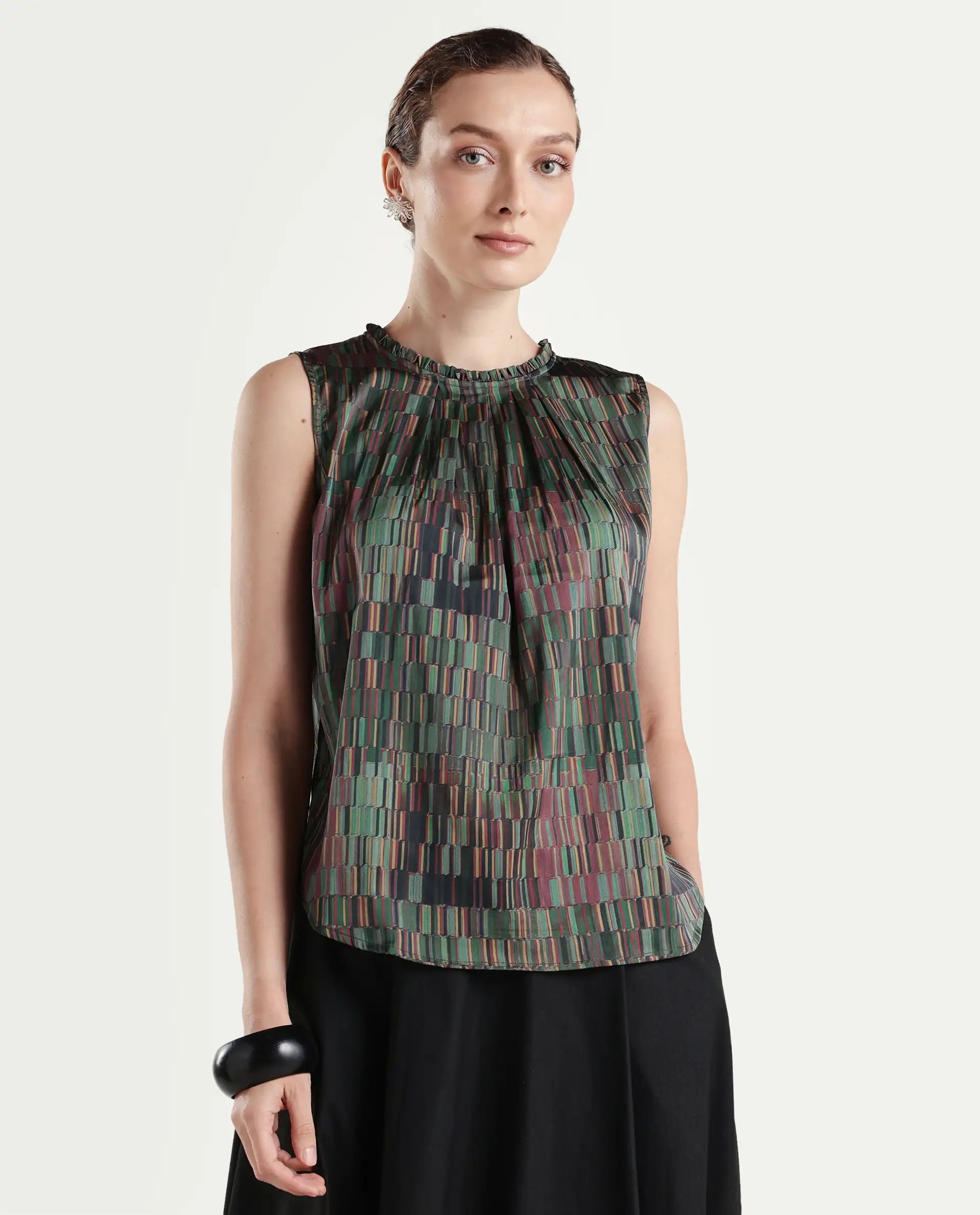 Rareism Women's Giselle Olive Polyester Crew Neck Geometric Print Sleeveless Regular Fit Top