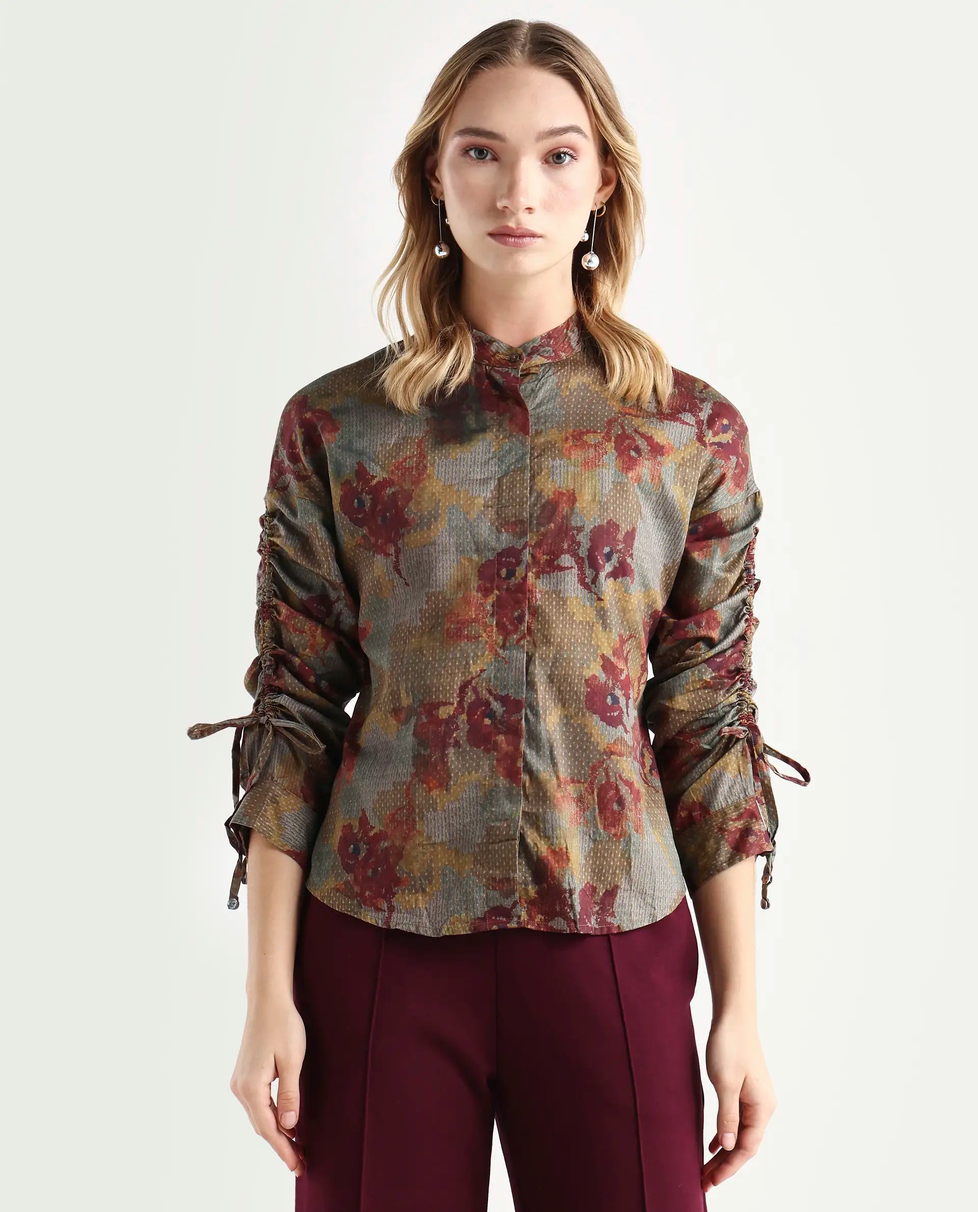 Rareism Women's Skyla Olive Cotton Mandarin Collar Floral Print Regular Fit Top