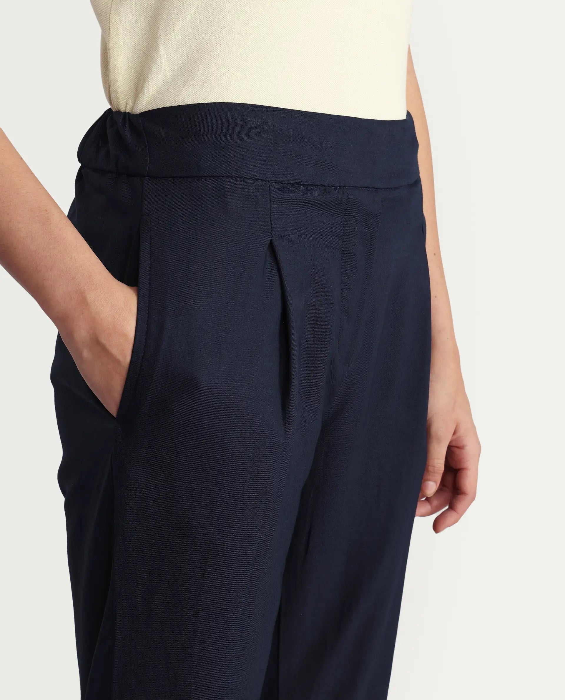 Rareism Women's Rosalia Navy Polyester Blend Plain Ankle Length Relaxed Fit Trouser