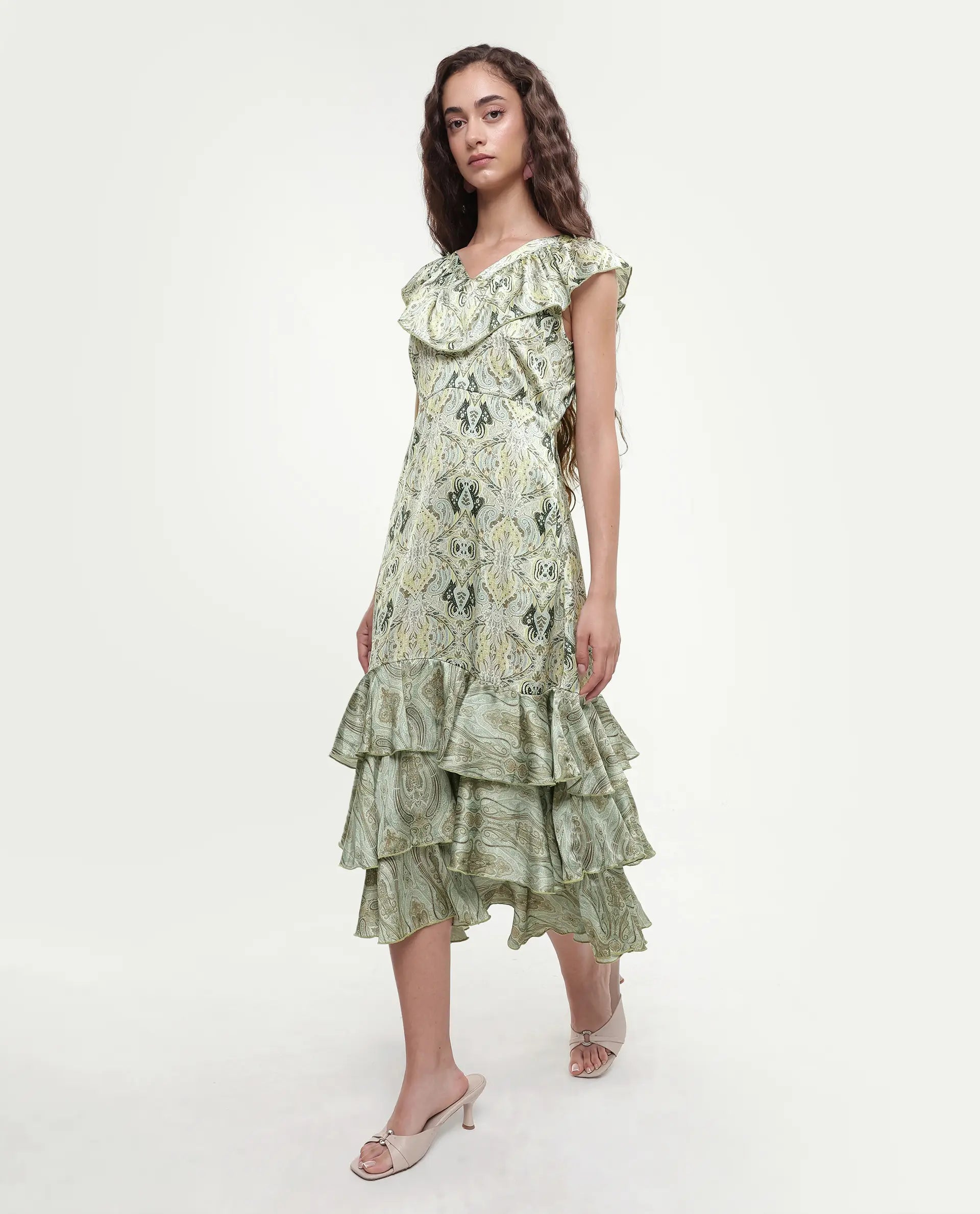 Rareism Women's Aishia Offwhite Polyester Sweetheart Neck Paisley Print Sleeveless Midi Regular Fit Dress