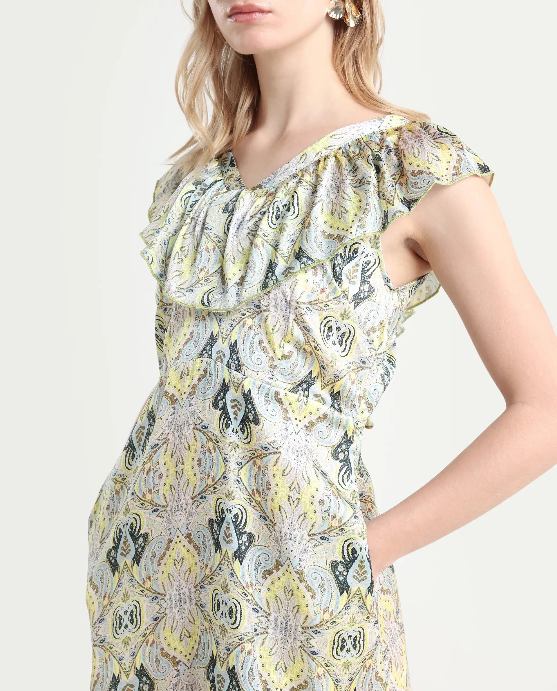 Rareism Women's Aishia Offwhite Polyester Sweetheart Neck Paisley Print Sleeveless Midi Regular Fit Dress