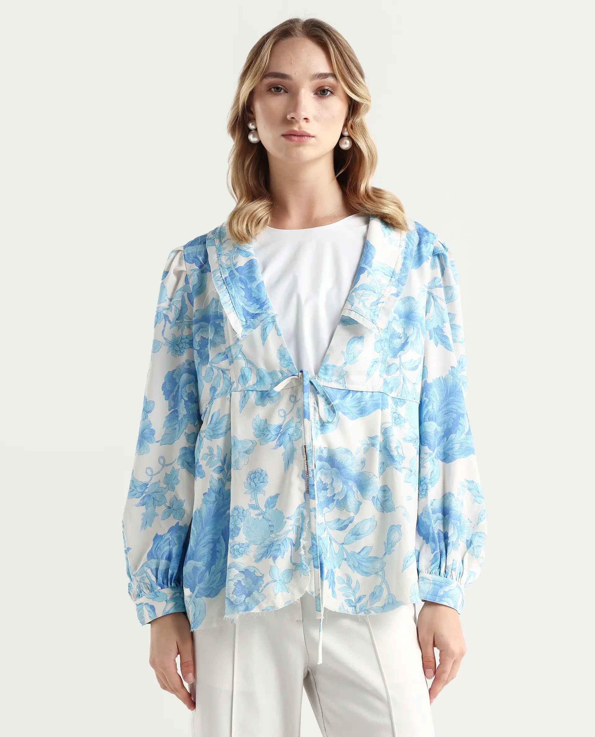 Rareism Women's Enstar Light Blue Polyester V-Neck Floral Print Balloon Sleeve Relaxed Fit Top