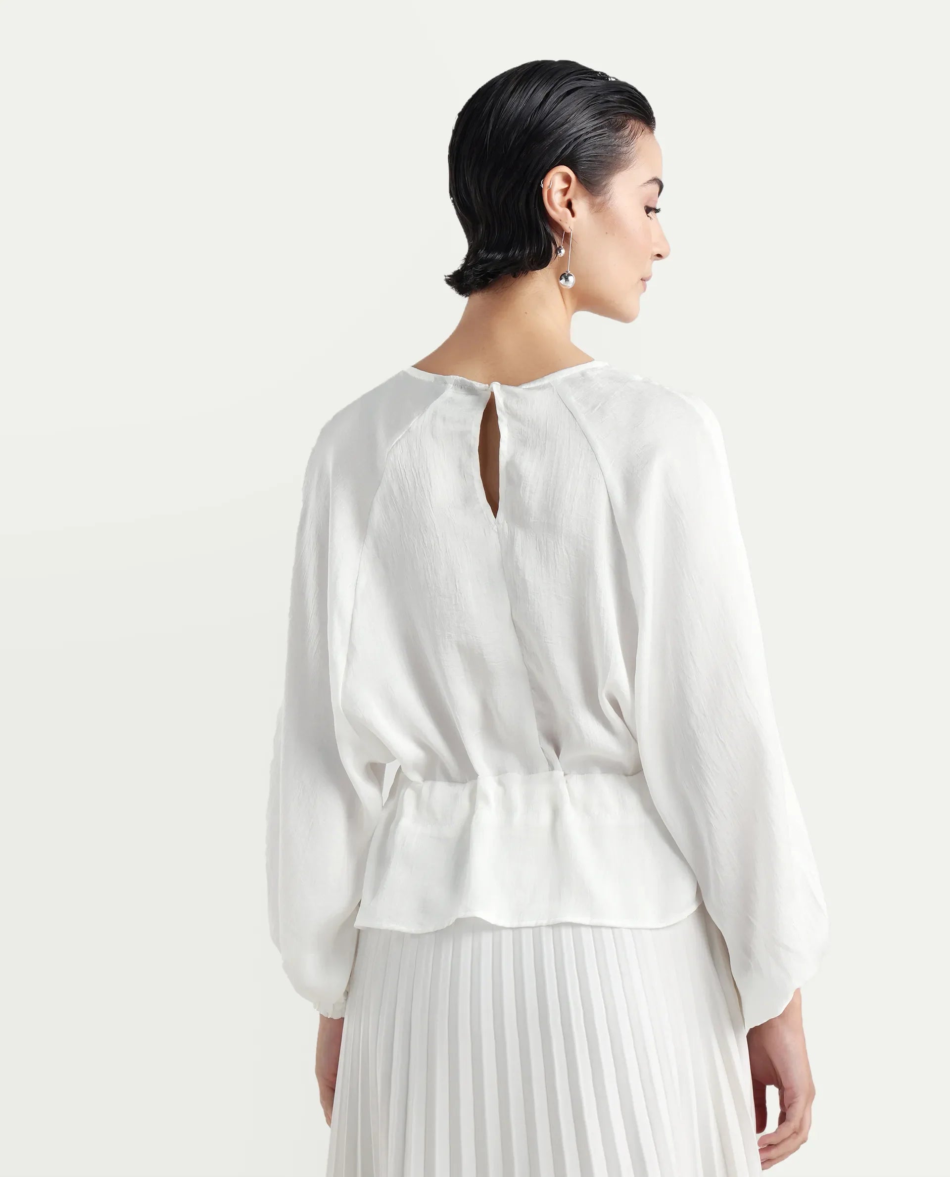 Rareism Women's Lenze White Polyester Boat Neck Plain Volume Sleeve Oversized Top