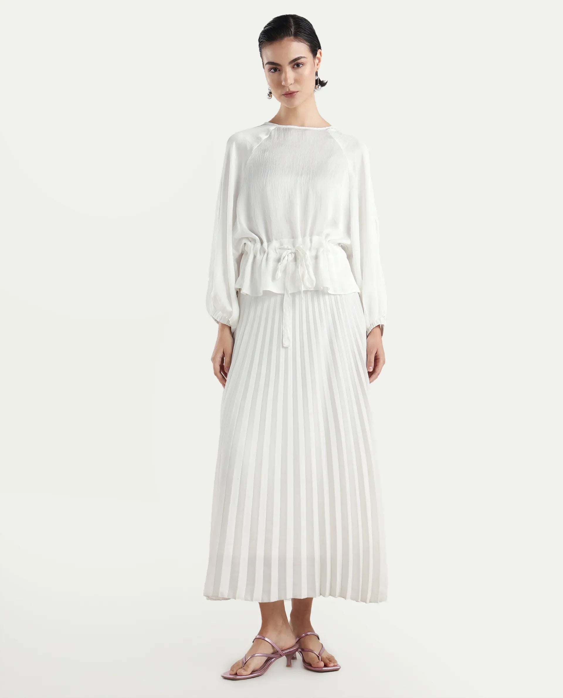 Rareism Women's Lenze White Polyester Boat Neck Plain Volume Sleeve Oversized Top